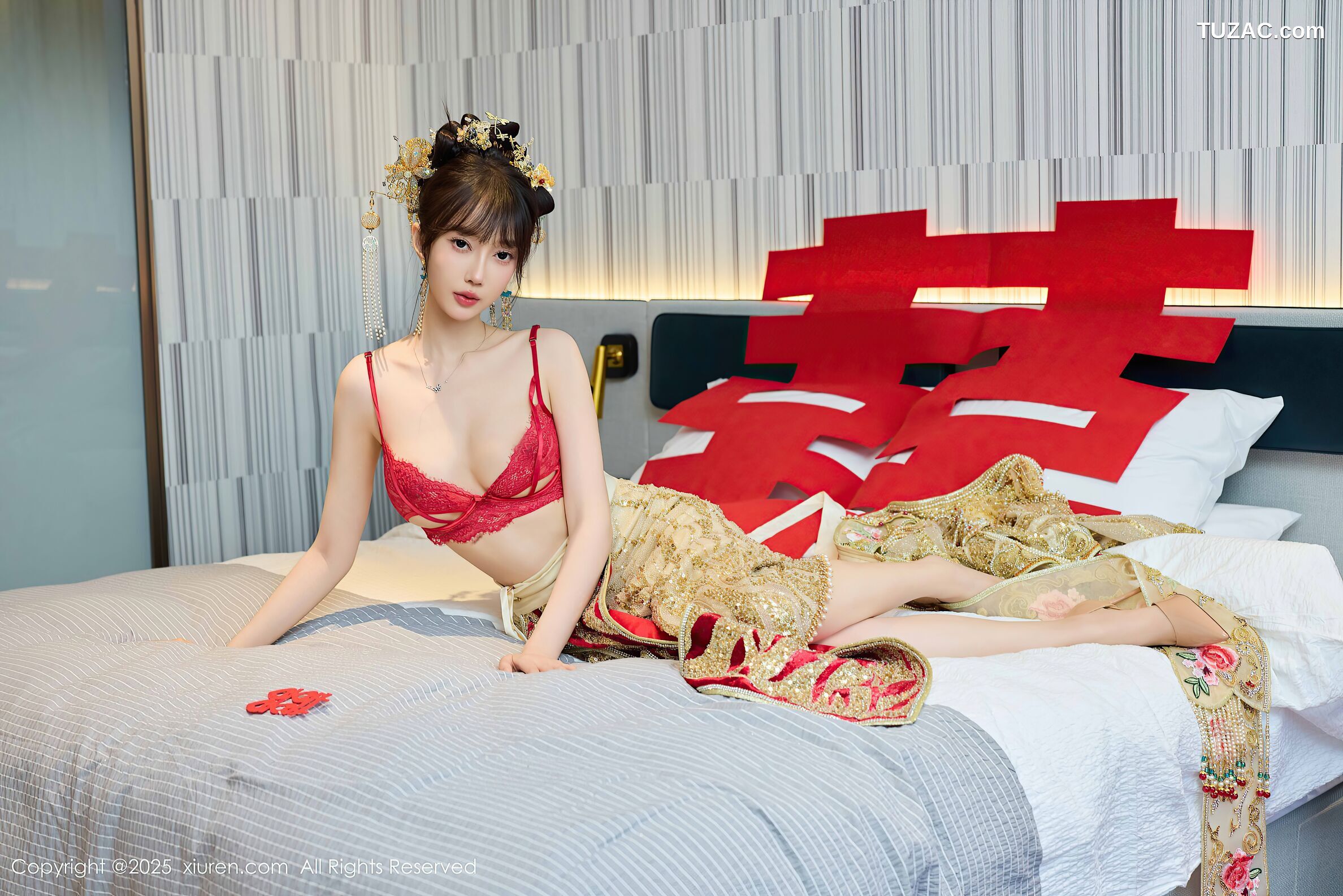 XiuRen秀人网-10567-玥儿玥er-金色新娘装诱惑-2025.07.21