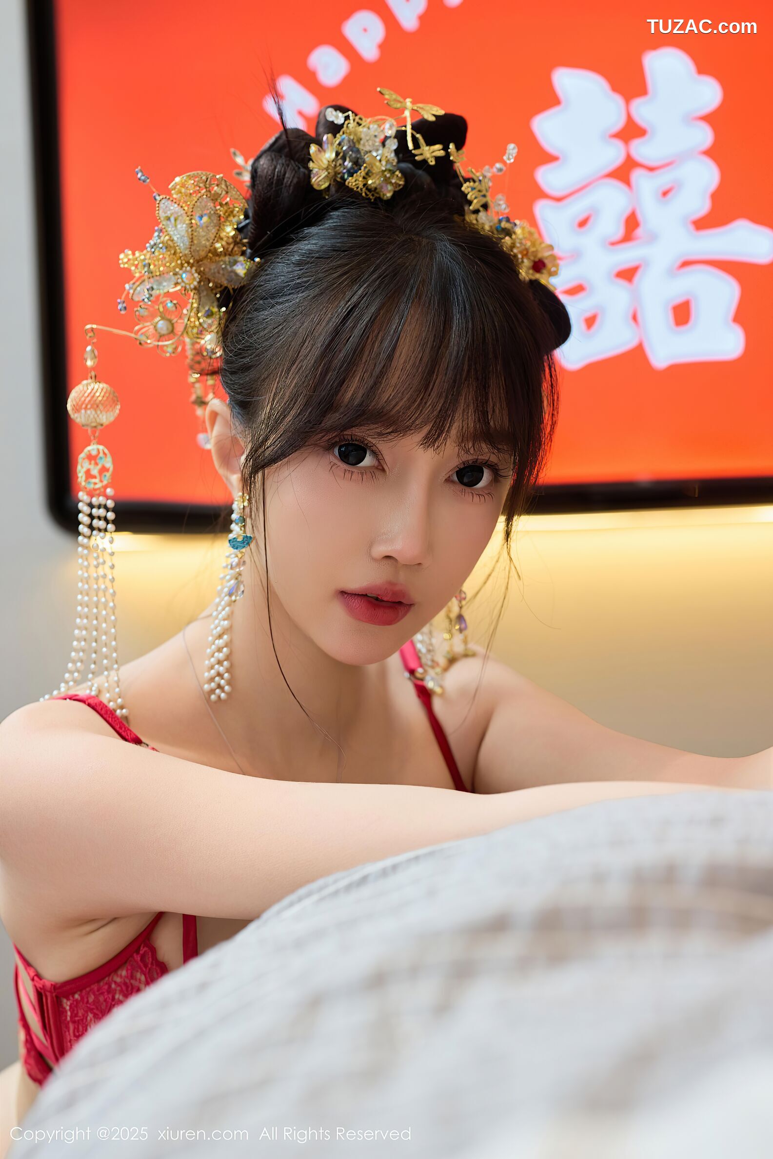 XiuRen秀人网-10567-玥儿玥er-金色新娘装诱惑-2025.07.21
