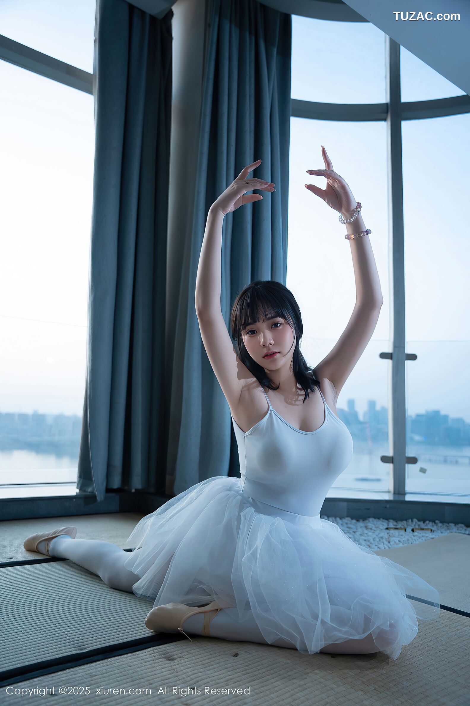 XiuRen秀人网-10575-软情-白色芭蕾服爆乳白丝-2025.07.23