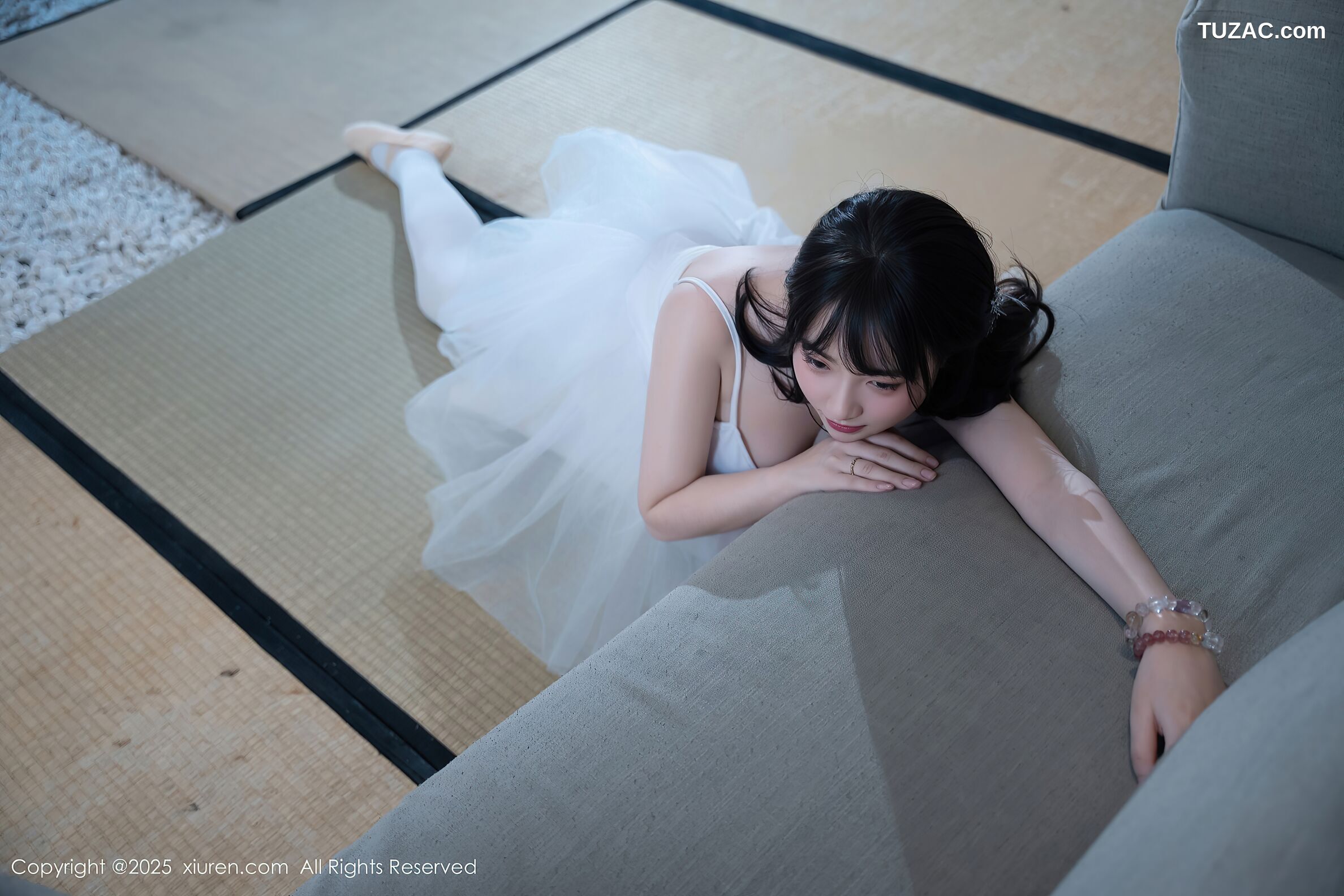 XiuRen秀人网-10575-软情-白色芭蕾服爆乳白丝-2025.07.23