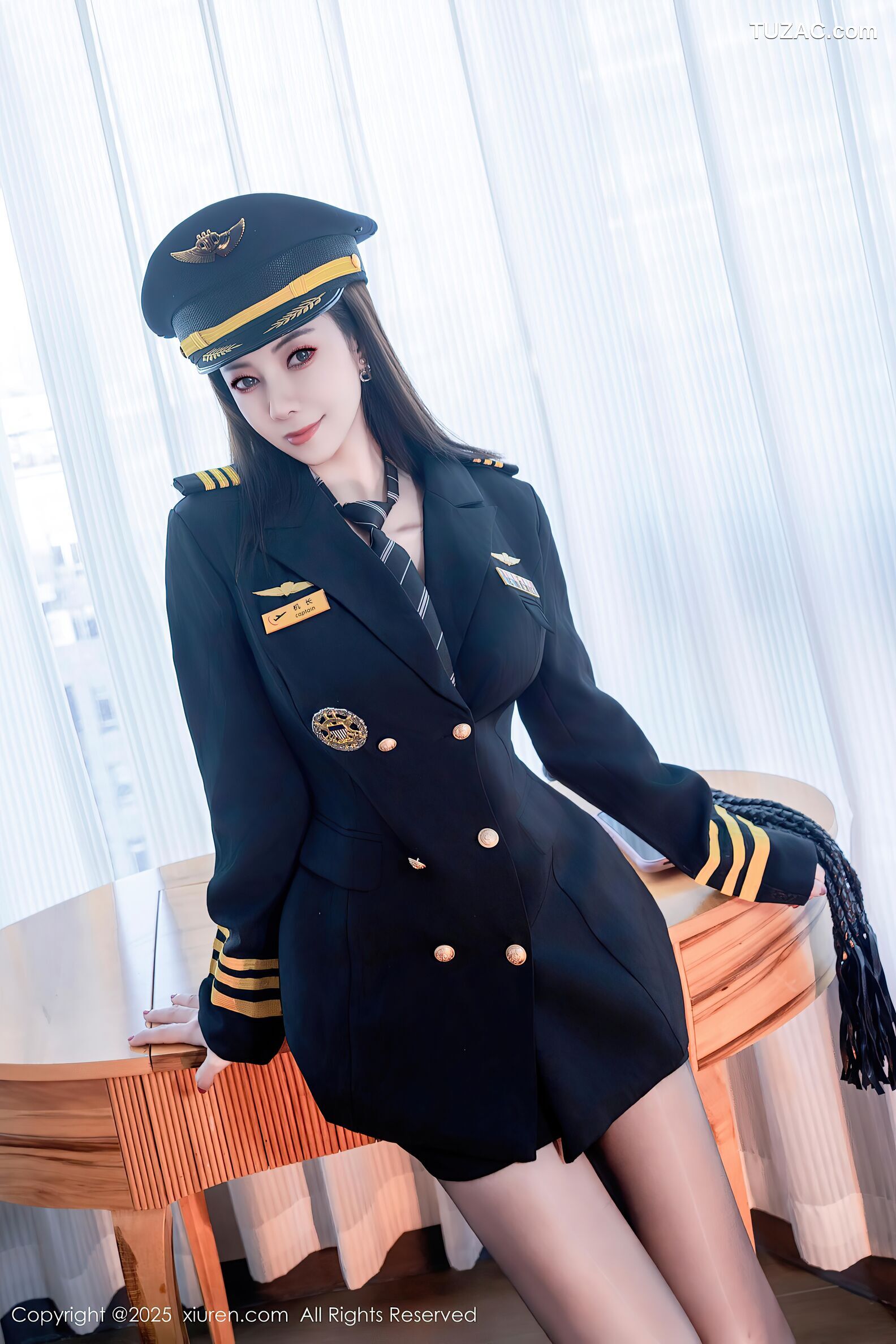 XiuRen秀人网-10580-果儿Victoria-情趣女警黑内衣黑丝爆乳熟女-2025.07.24