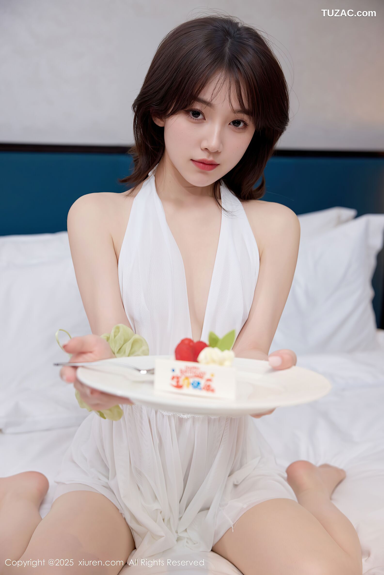 XiuRen秀人网-10584-汁汁-白色连衣短裙-2025.07.25