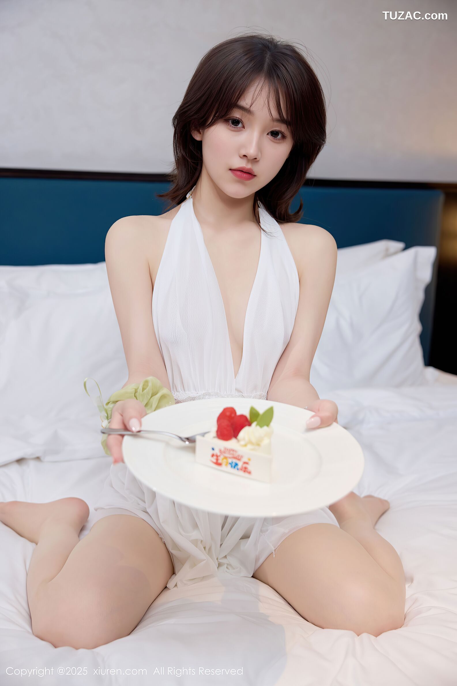 XiuRen秀人网-10584-汁汁-白色连衣短裙-2025.07.25