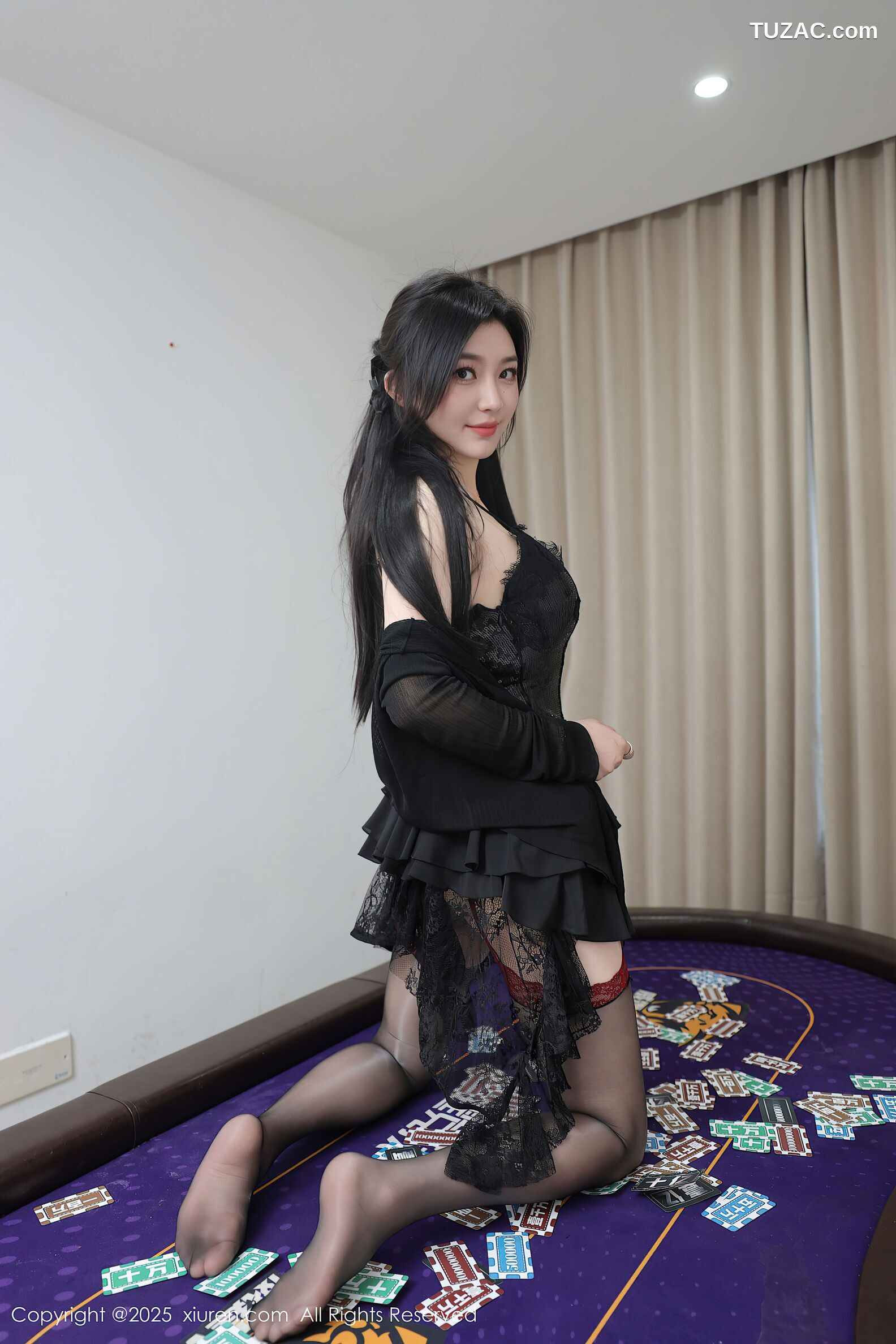 XiuRen秀人网-10592-苏一诺-黑色蕾丝连衣裙荷官红色吊袜带-2025.07.28
