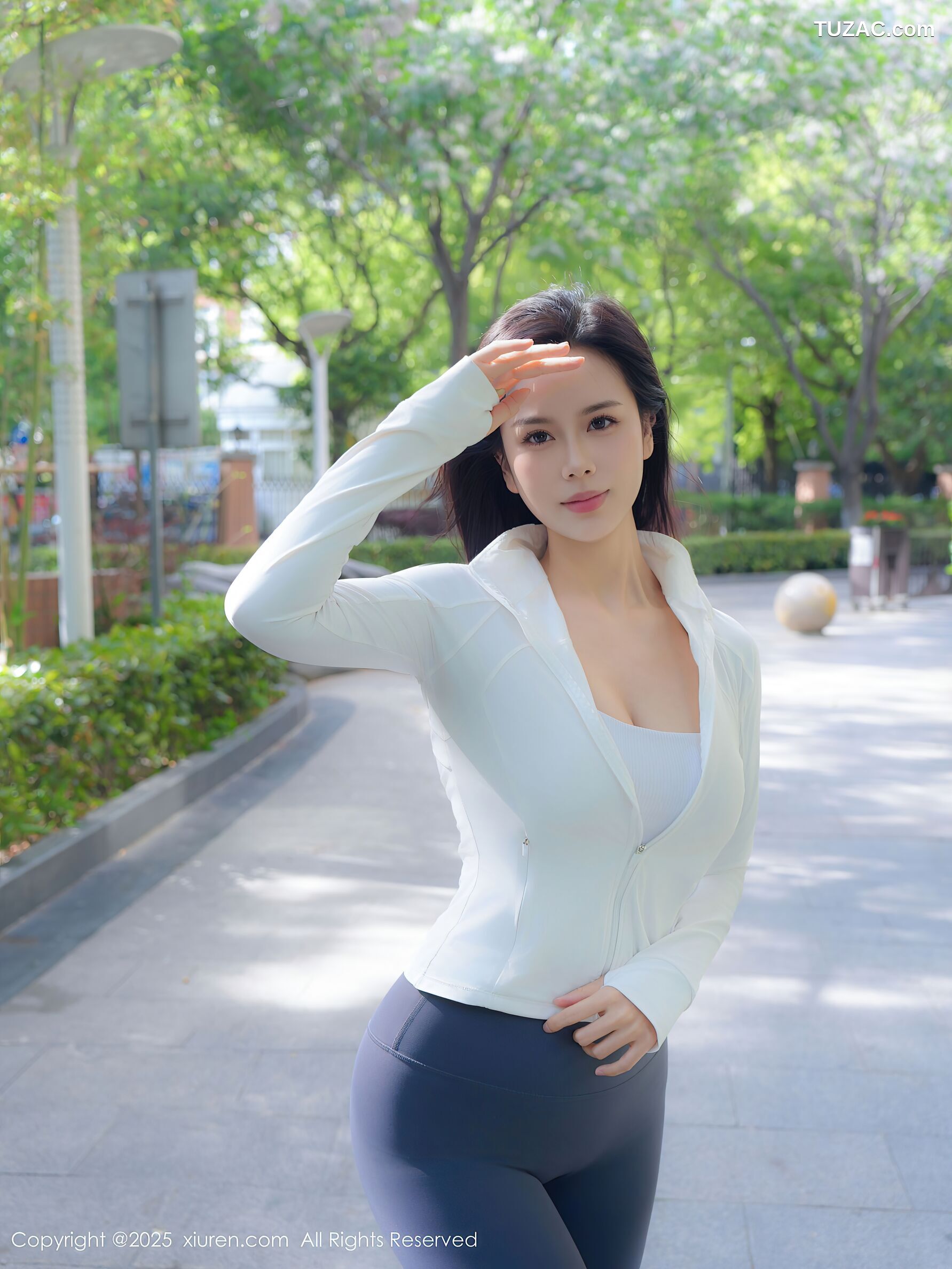 XiuRen秀人网-10595-玫瑰我爱你-白运动背心灰色瑜伽裤白色内衣-2025.07.29