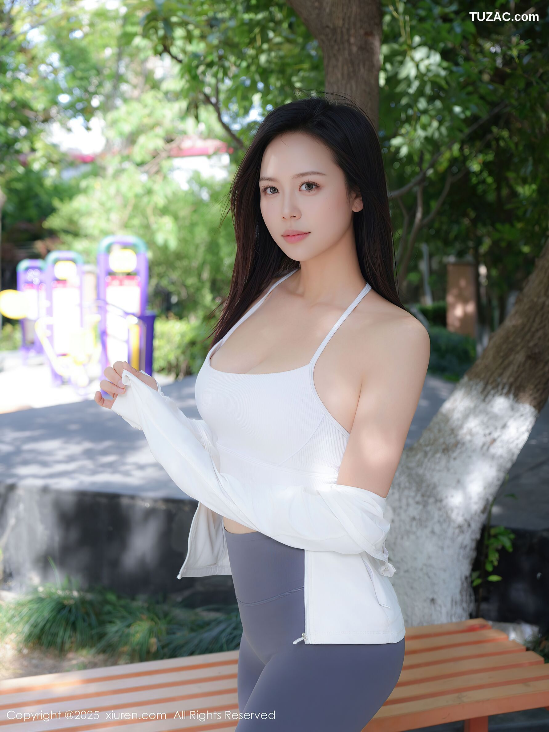 XiuRen秀人网-10595-玫瑰我爱你-白运动背心灰色瑜伽裤白色内衣-2025.07.29