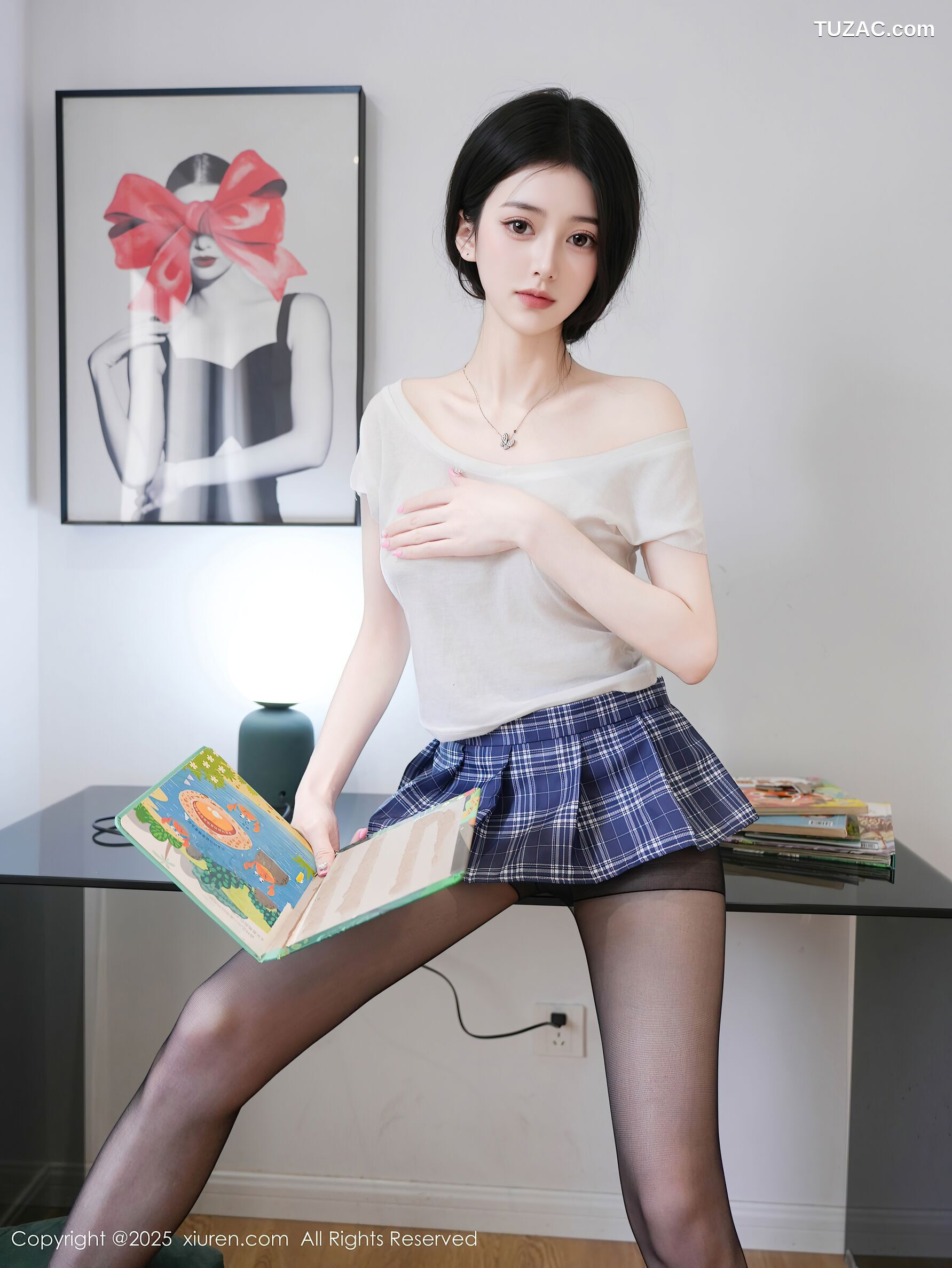 XiuRen秀人网-10613-白小蝶-白T深蓝格子短裙黑丝-2025.08.01