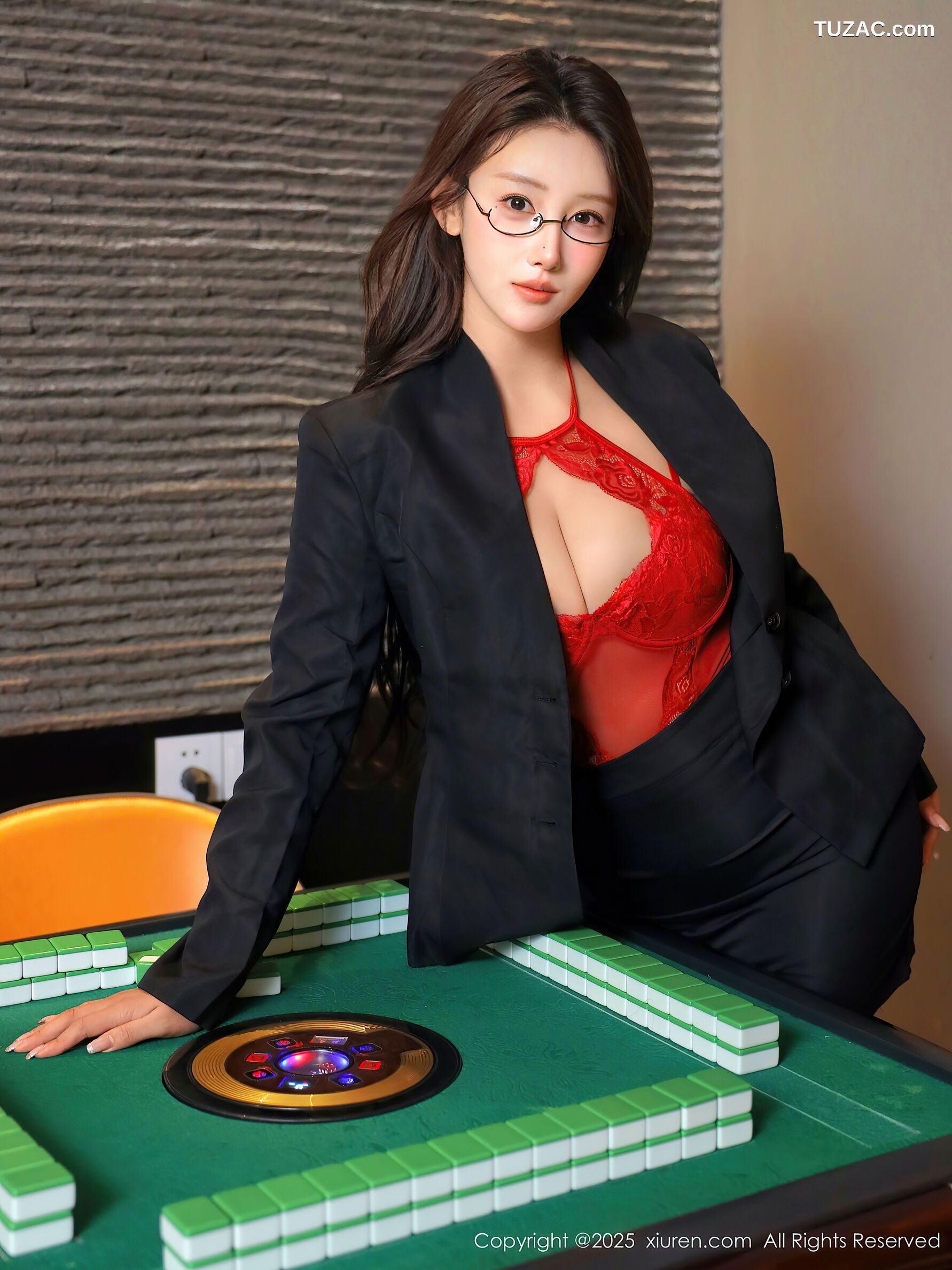 XiuRen秀人网-10614-金允希-Yuki-麻将桌场景黑色裙装红色情趣蕾丝内衣-2025.08.01