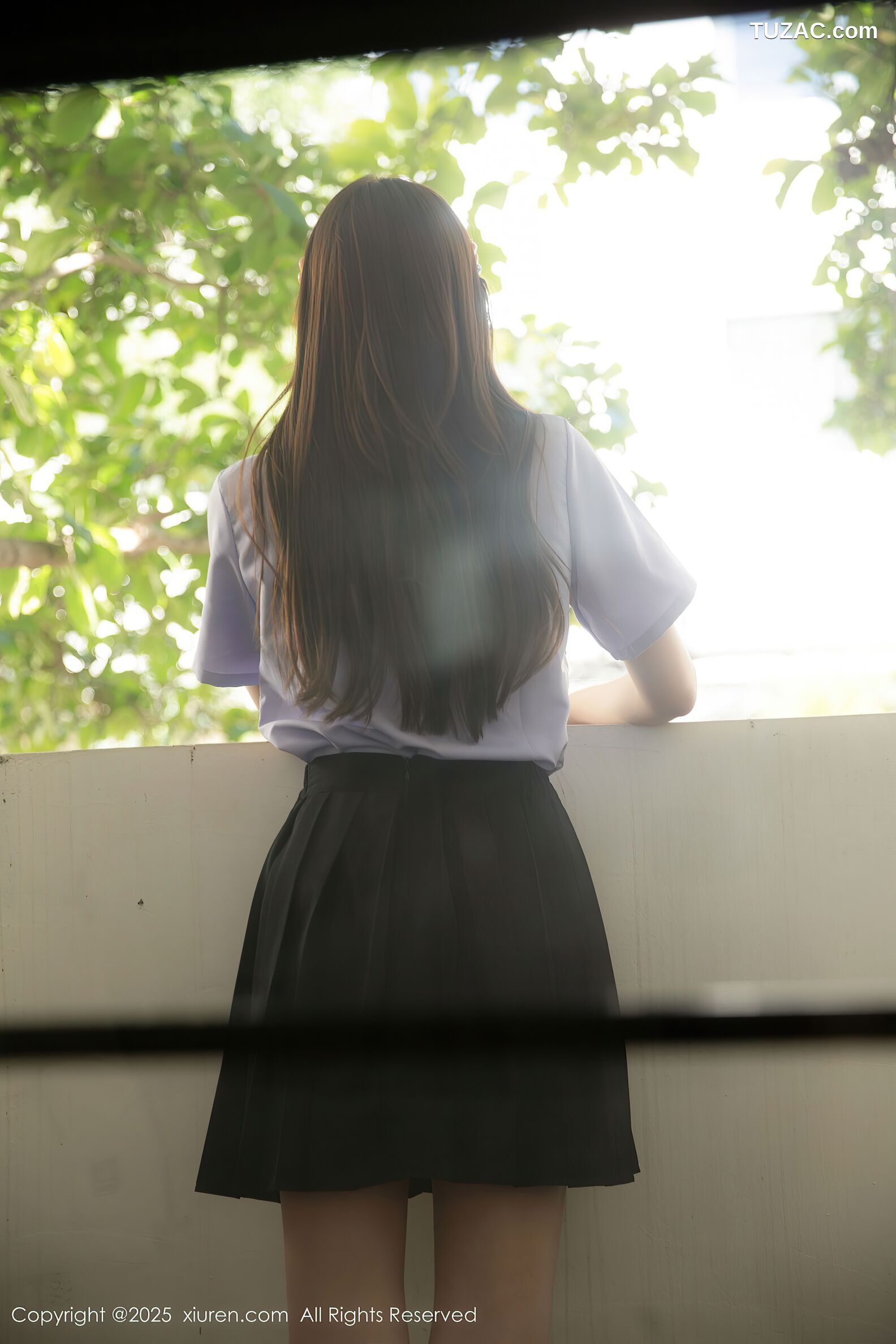 XiuRen秀人网-10622-悦兮-JK蓝色衬衣黑色短裙-2025.08.05