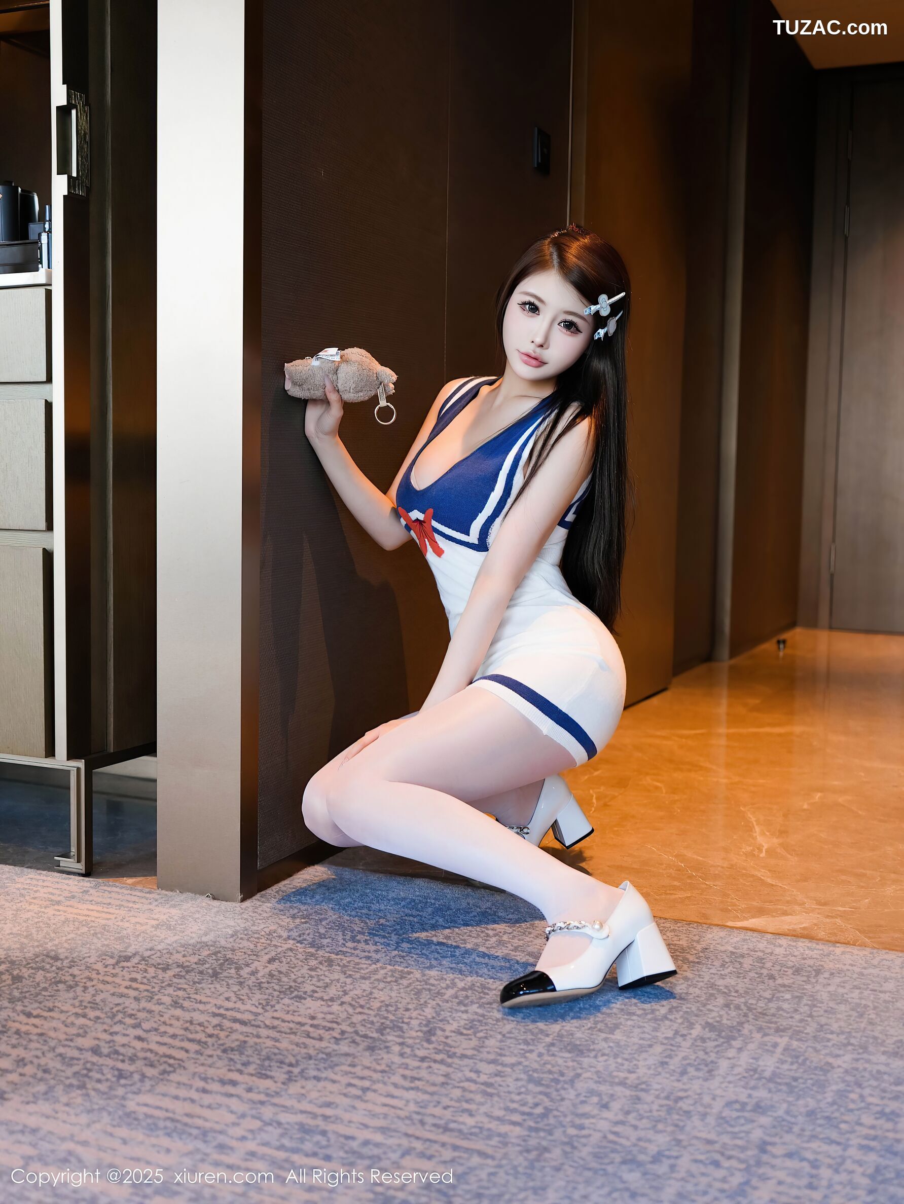 XiuRen秀人网-10628-甜妮-蓝白连衣短裙淡粉内衣-2025.08.07