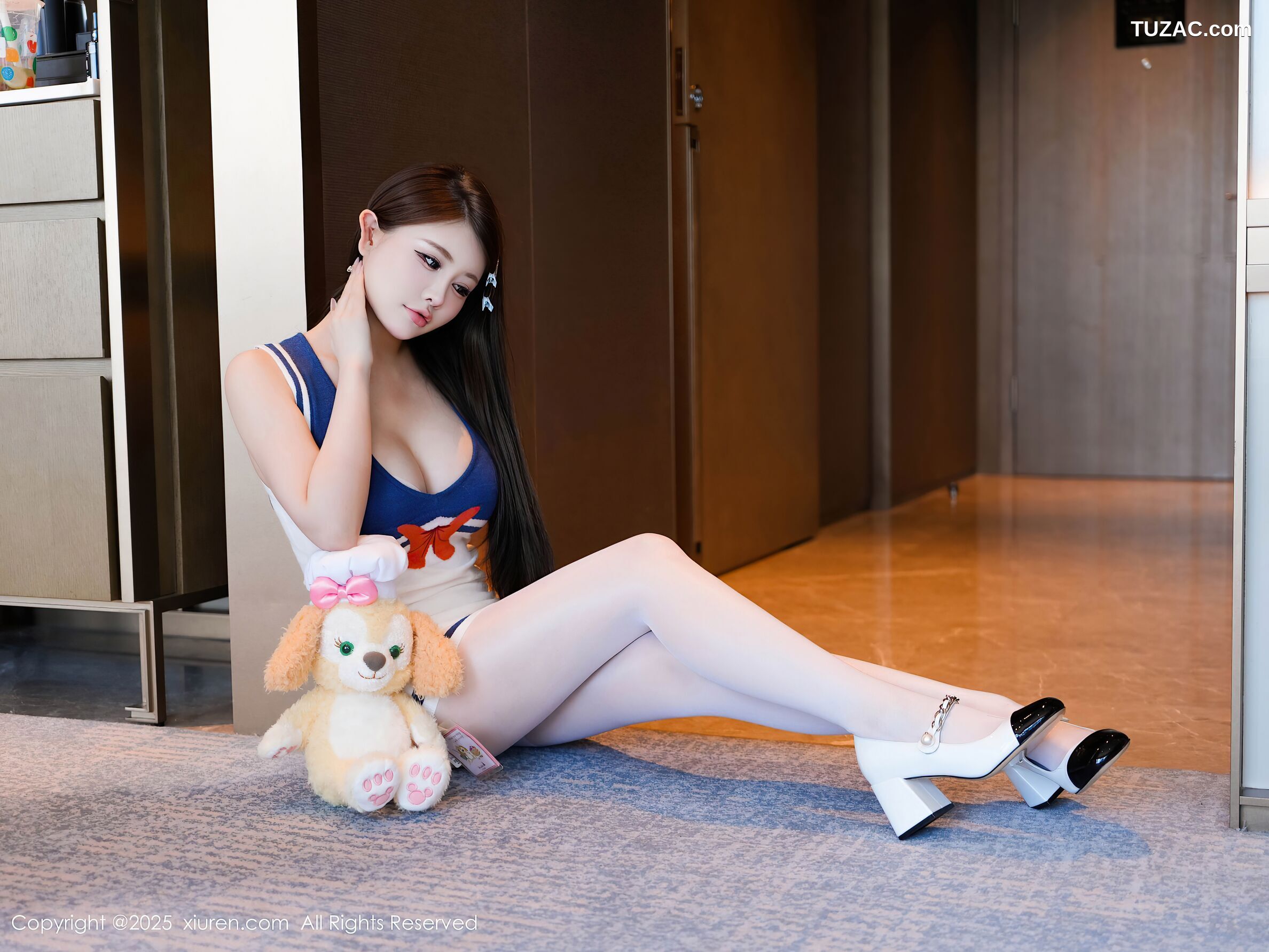 XiuRen秀人网-10628-甜妮-蓝白连衣短裙淡粉内衣-2025.08.07