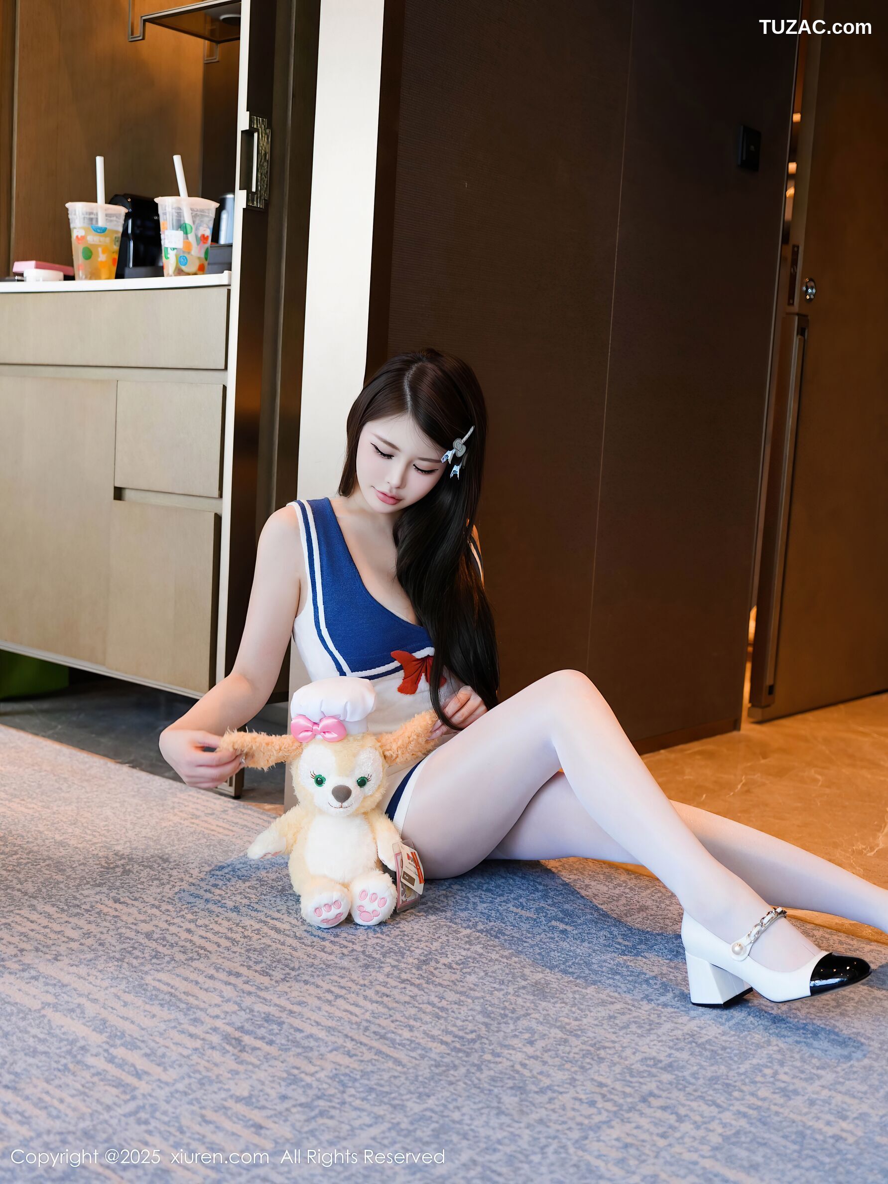 XiuRen秀人网-10628-甜妮-蓝白连衣短裙淡粉内衣-2025.08.07