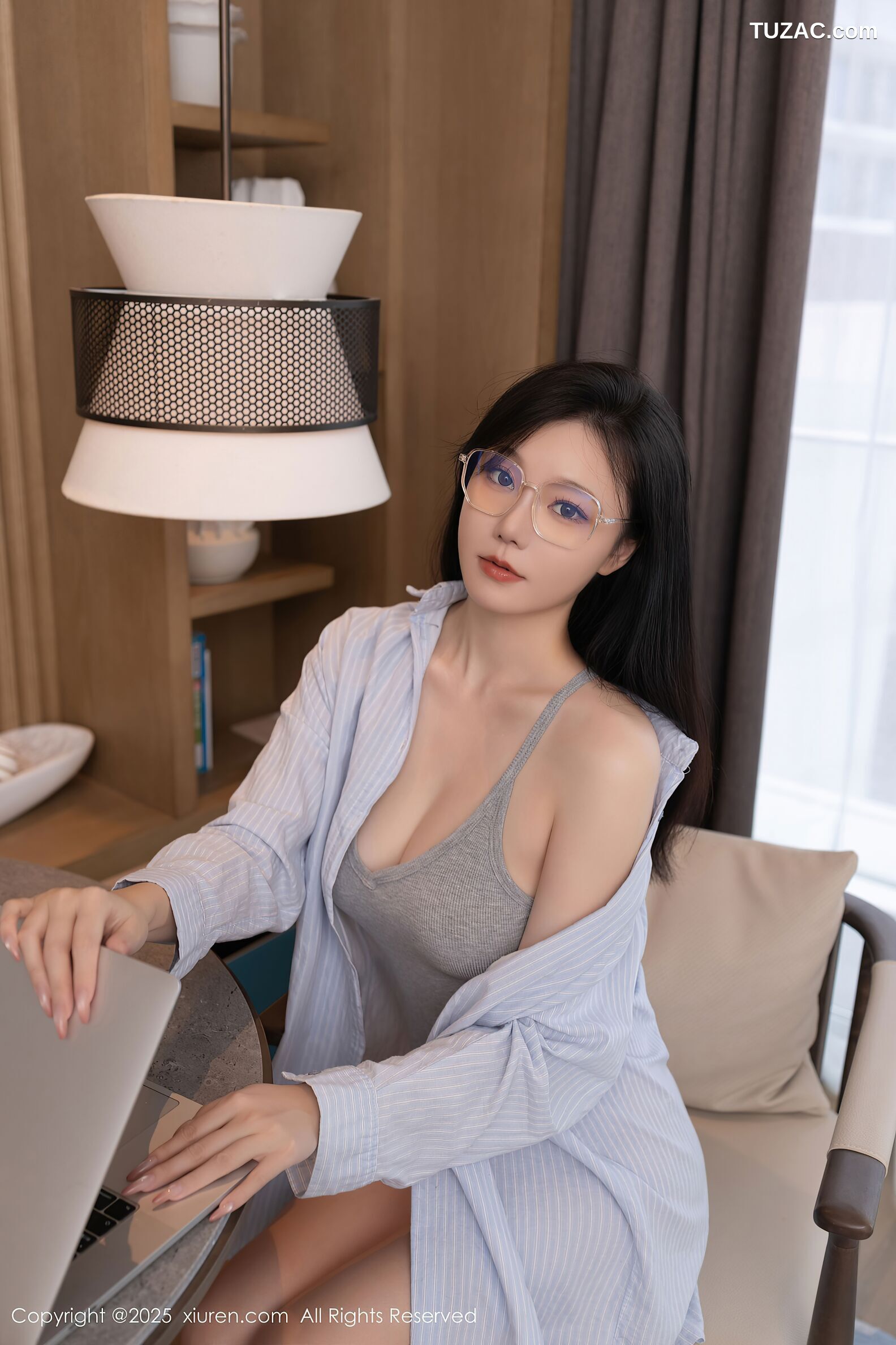 XiuRen秀人网-10641-安然anran-男友的衬衫灰色死库水内衣-2025.08.12