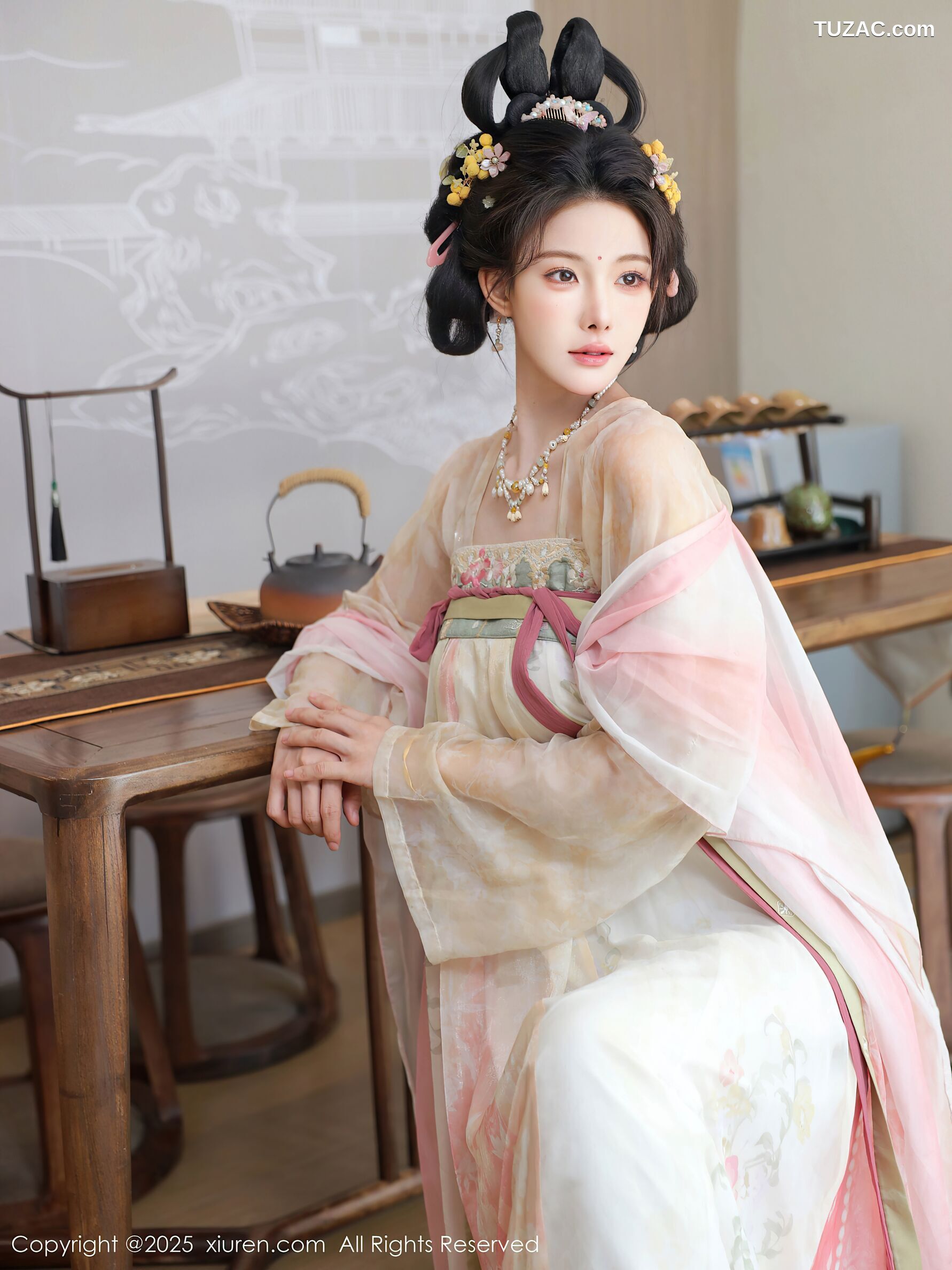 XiuRen秀人网-10645-梨霜儿-浅色古风汉服茶道-2025.08.13