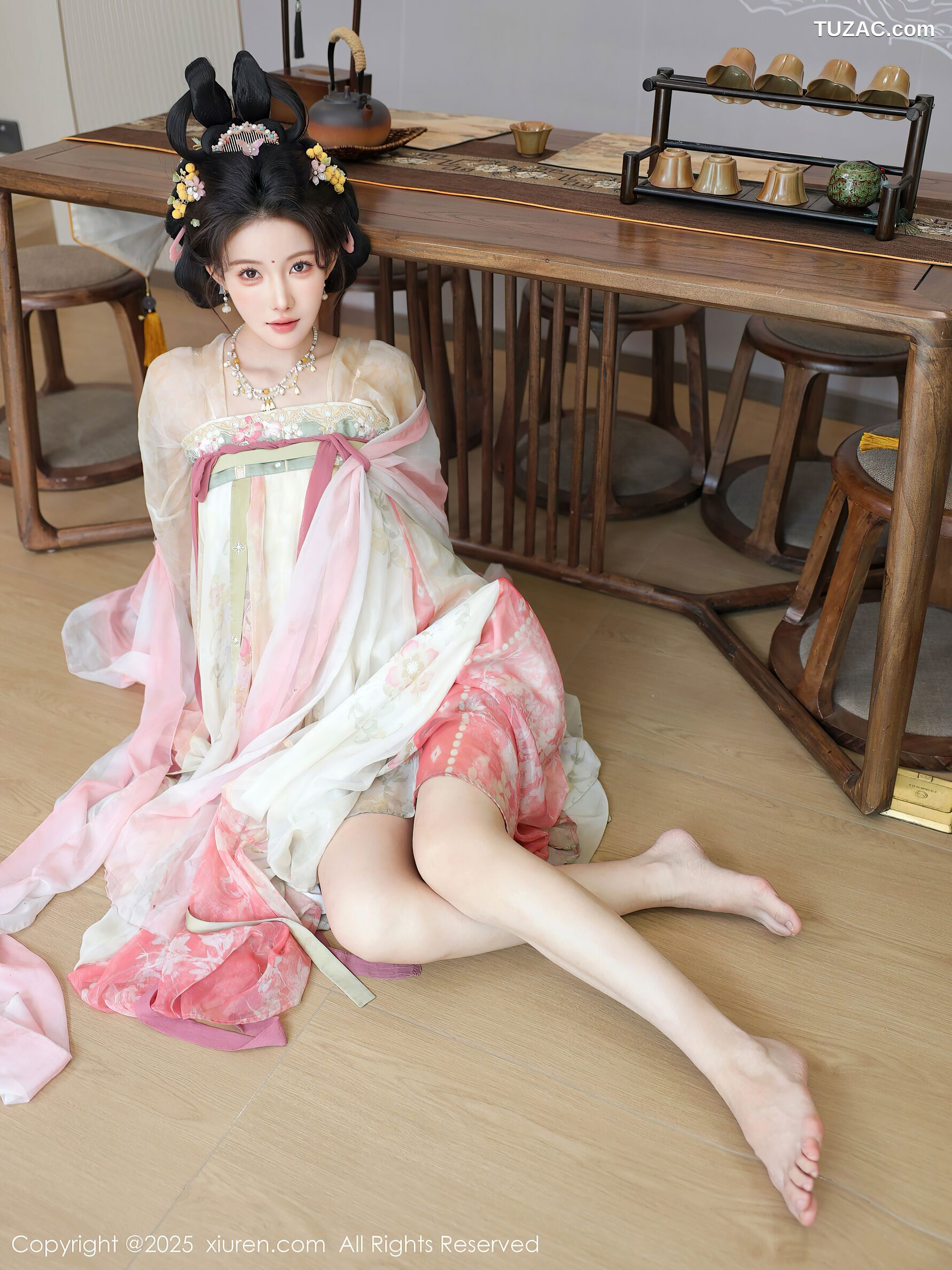 XiuRen秀人网-10645-梨霜儿-浅色古风汉服茶道-2025.08.13