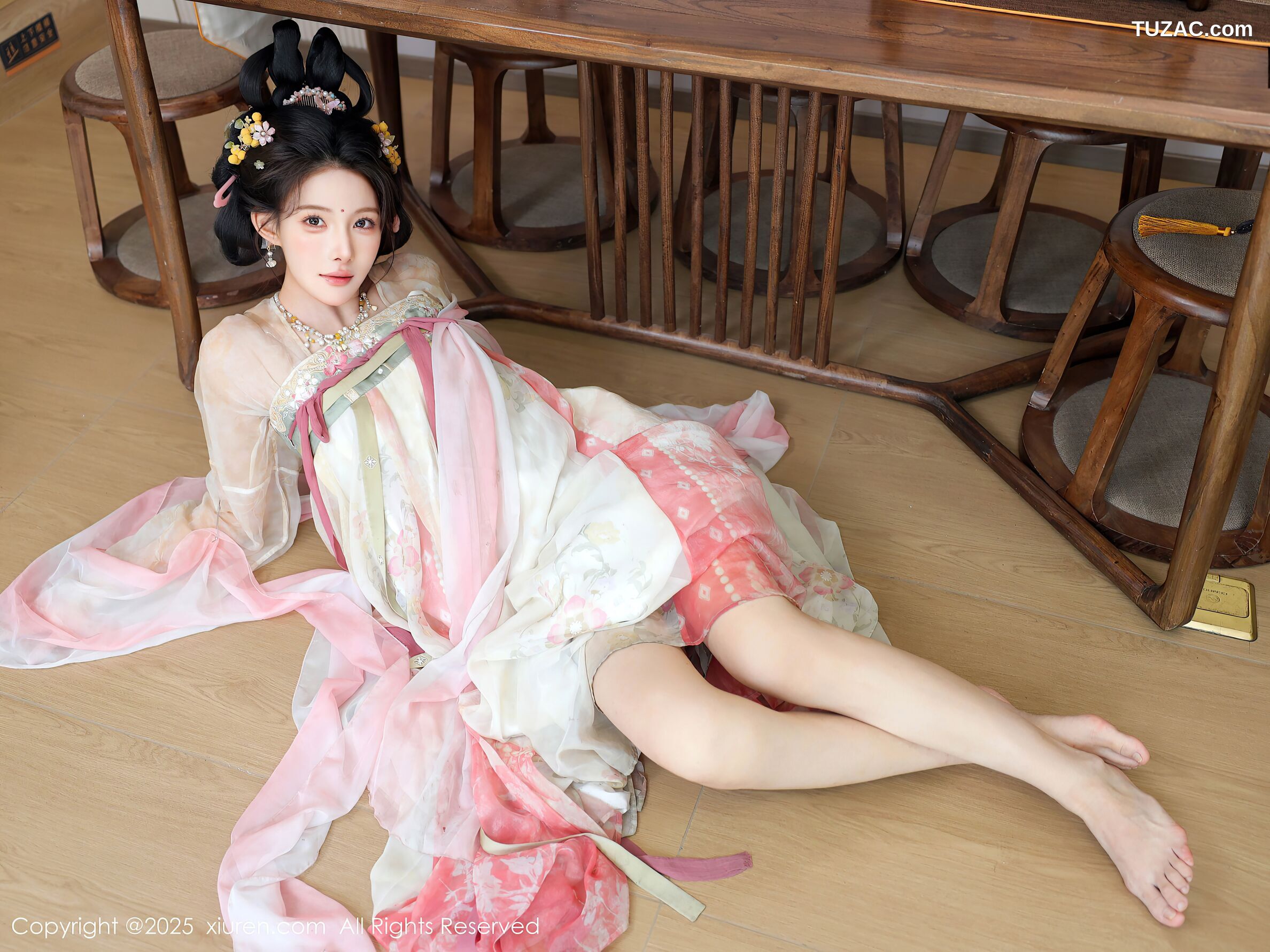XiuRen秀人网-10645-梨霜儿-浅色古风汉服茶道-2025.08.13