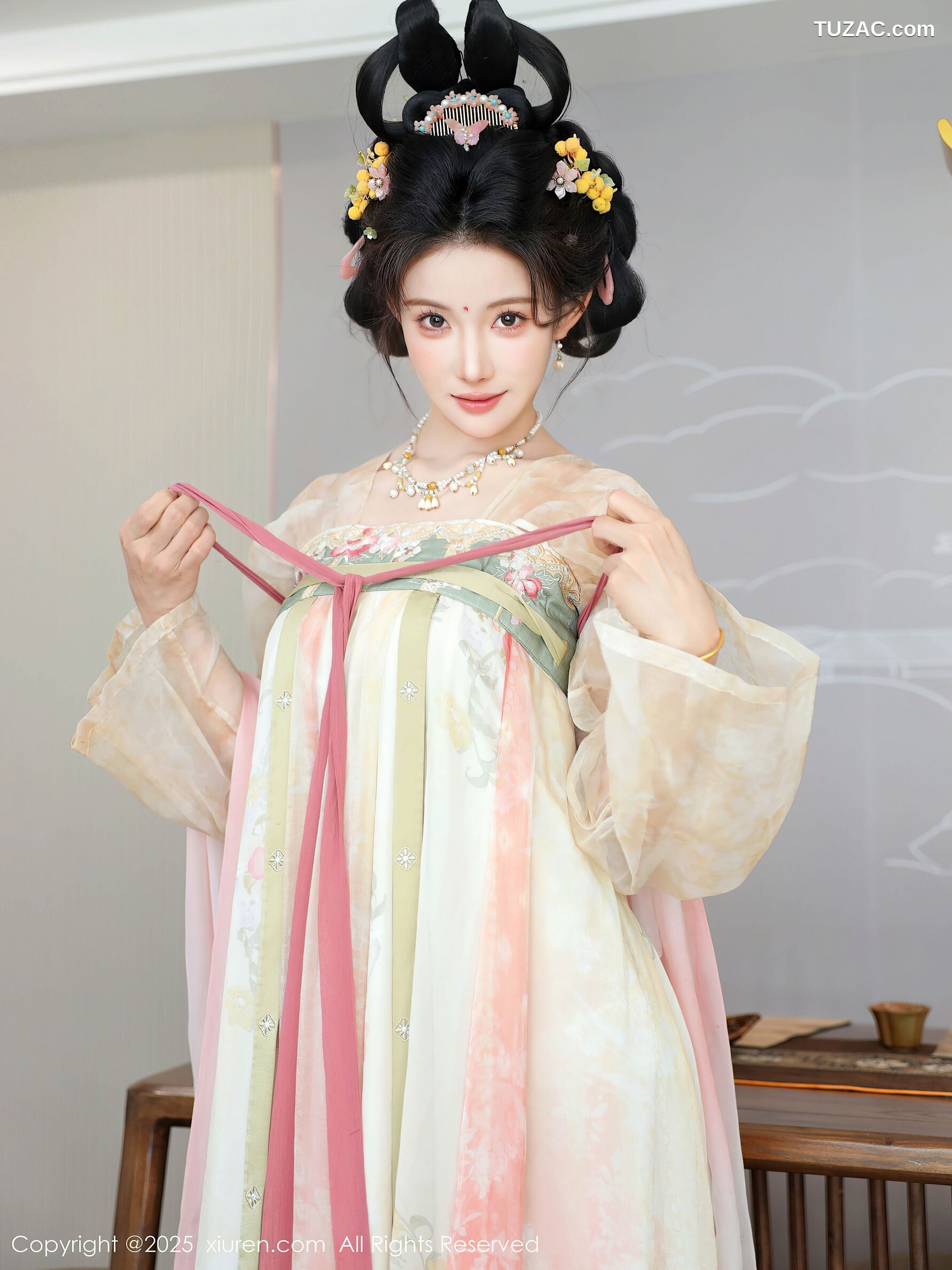 XiuRen秀人网-10645-梨霜儿-浅色古风汉服茶道-2025.08.13