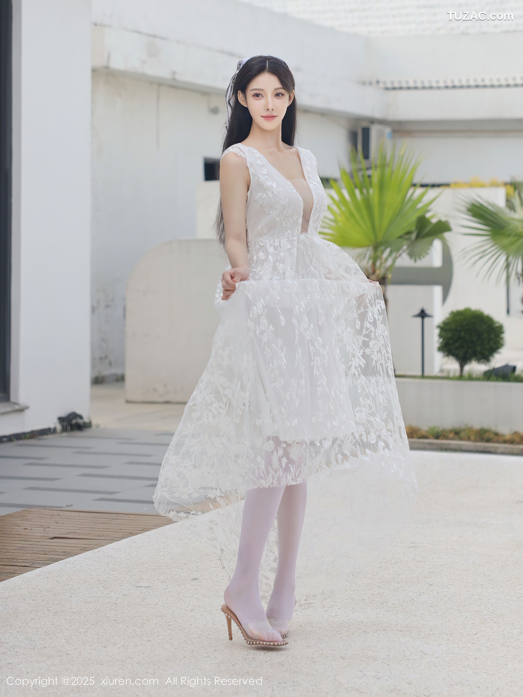 XiuRen秀人网-10661-梨霜儿-白色婚纱诱人白色丝袜-2025.08.18