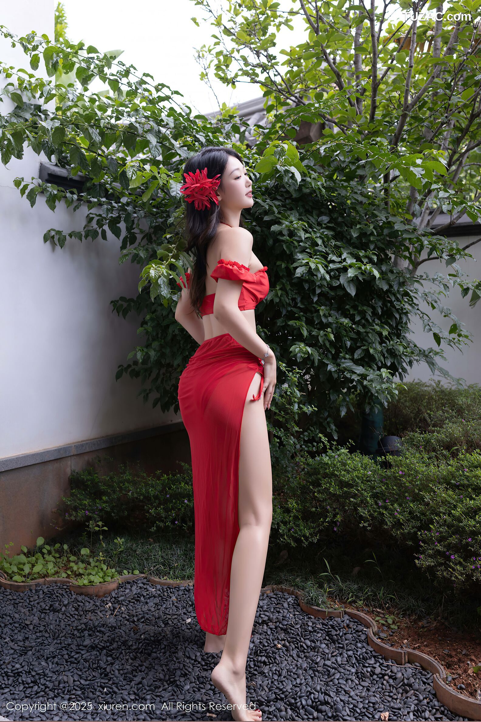 XiuRen秀人网-10662-唐安琪-性感红色内衣红裙宽松白T-2025.08.18