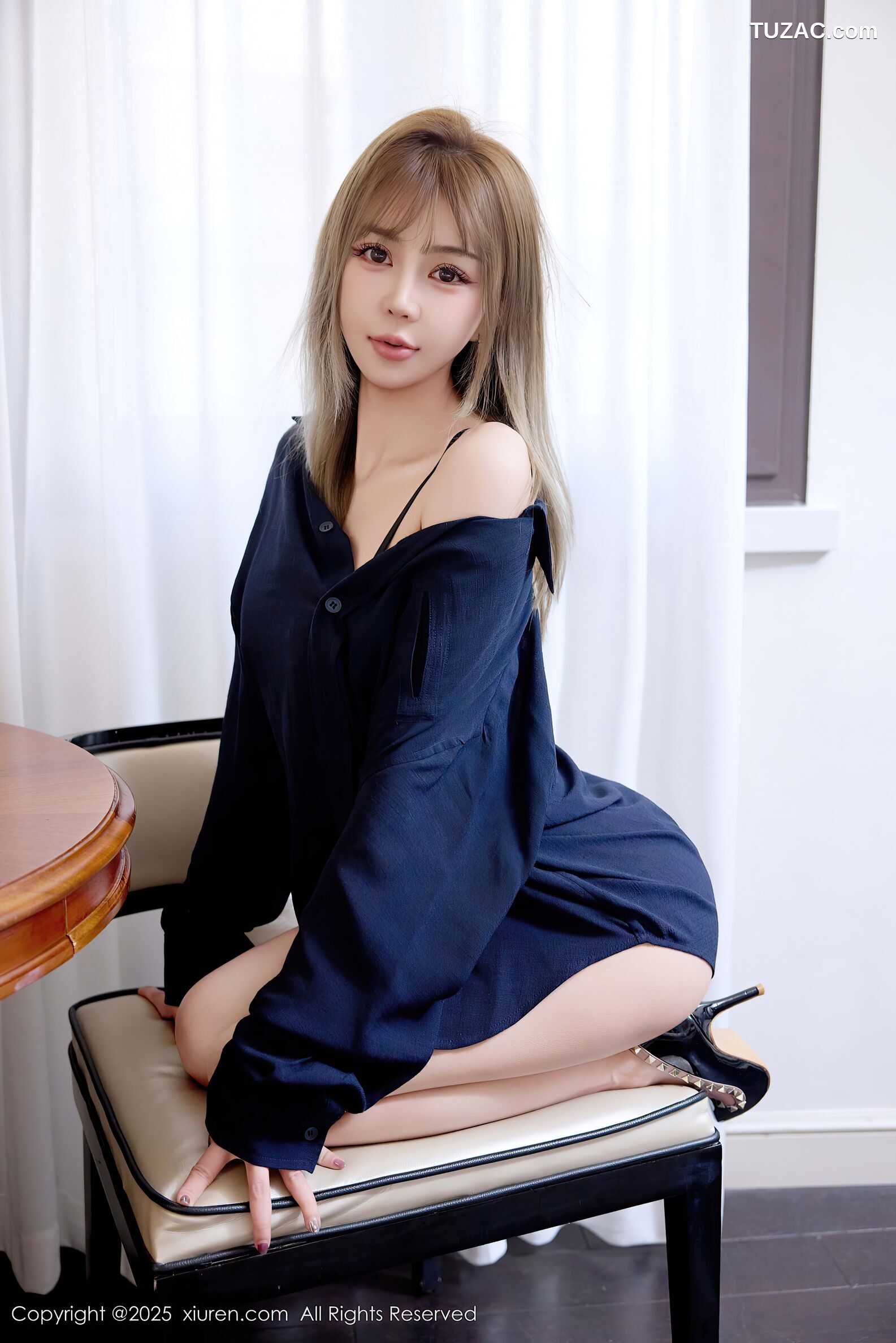 XiuRen秀人网-10673-Zoe柚柚-深色衬衫情趣黑色内衣-2025.08.21