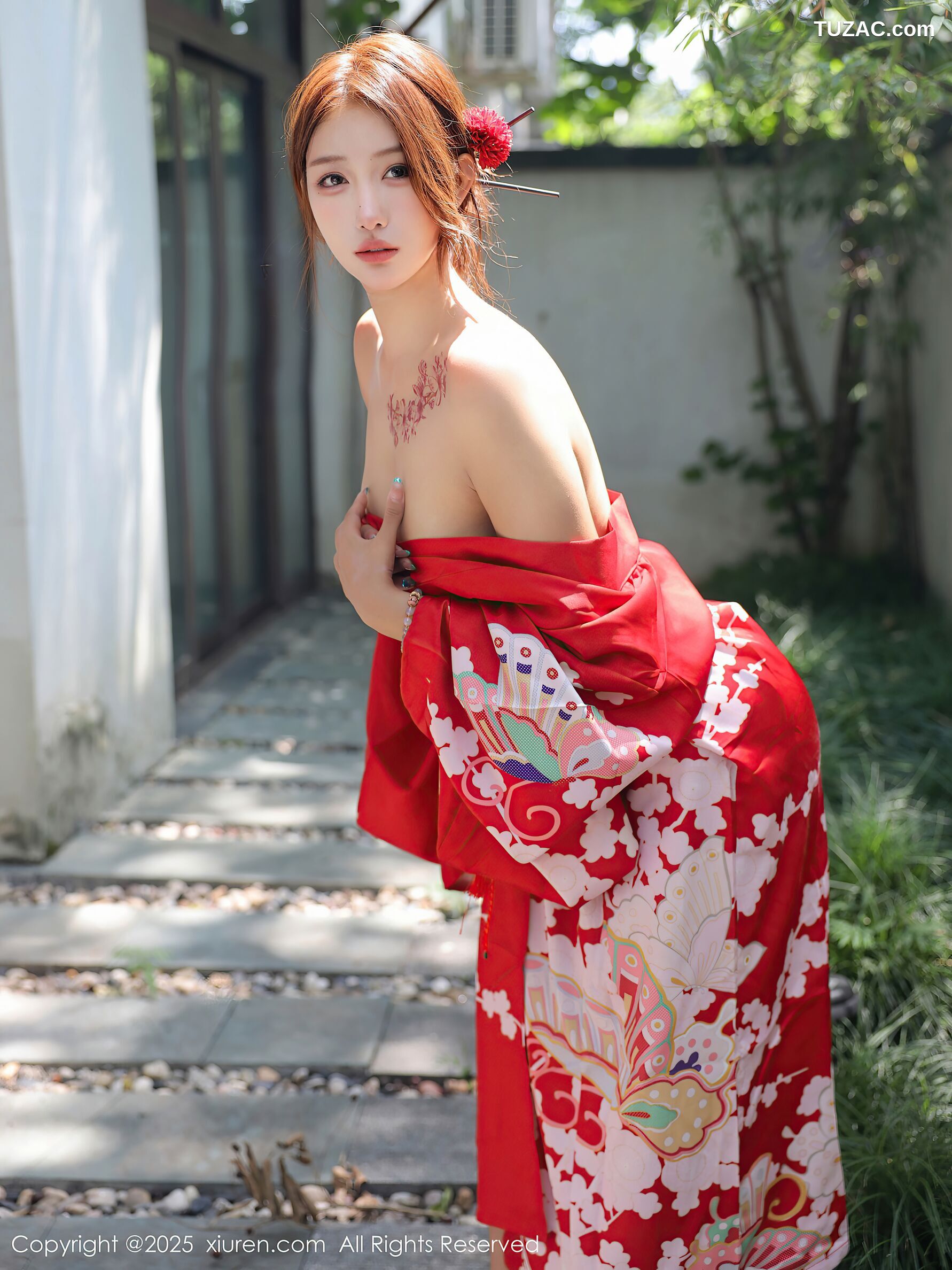 XiuRen秀人网-10683-金允希-Yuki-性感红色和服女剑手爆乳-2025.08.22