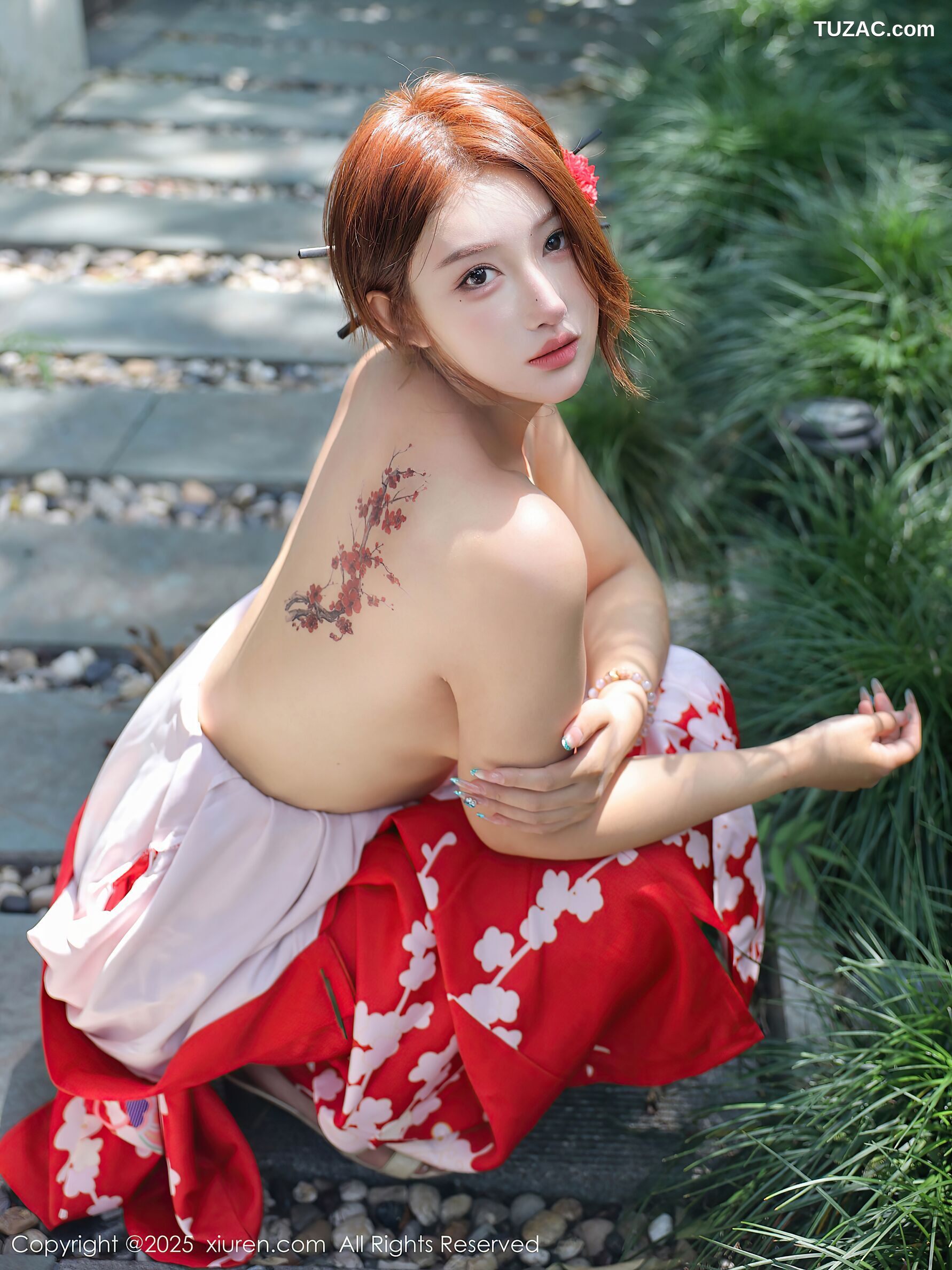 XiuRen秀人网-10683-金允希-Yuki-性感红色和服女剑手爆乳-2025.08.22