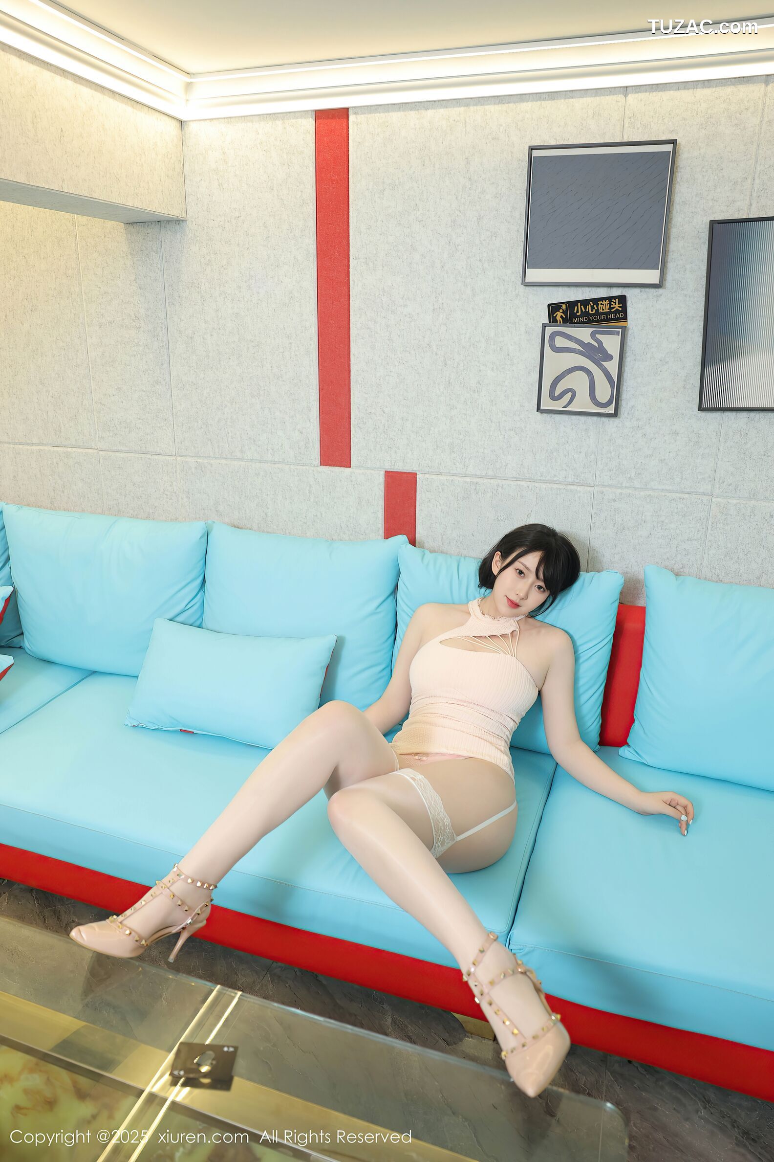 XiuRen秀人网-10696-李沁恩lrene-姐妹花浅色深色连衣短裙-2025.08.27