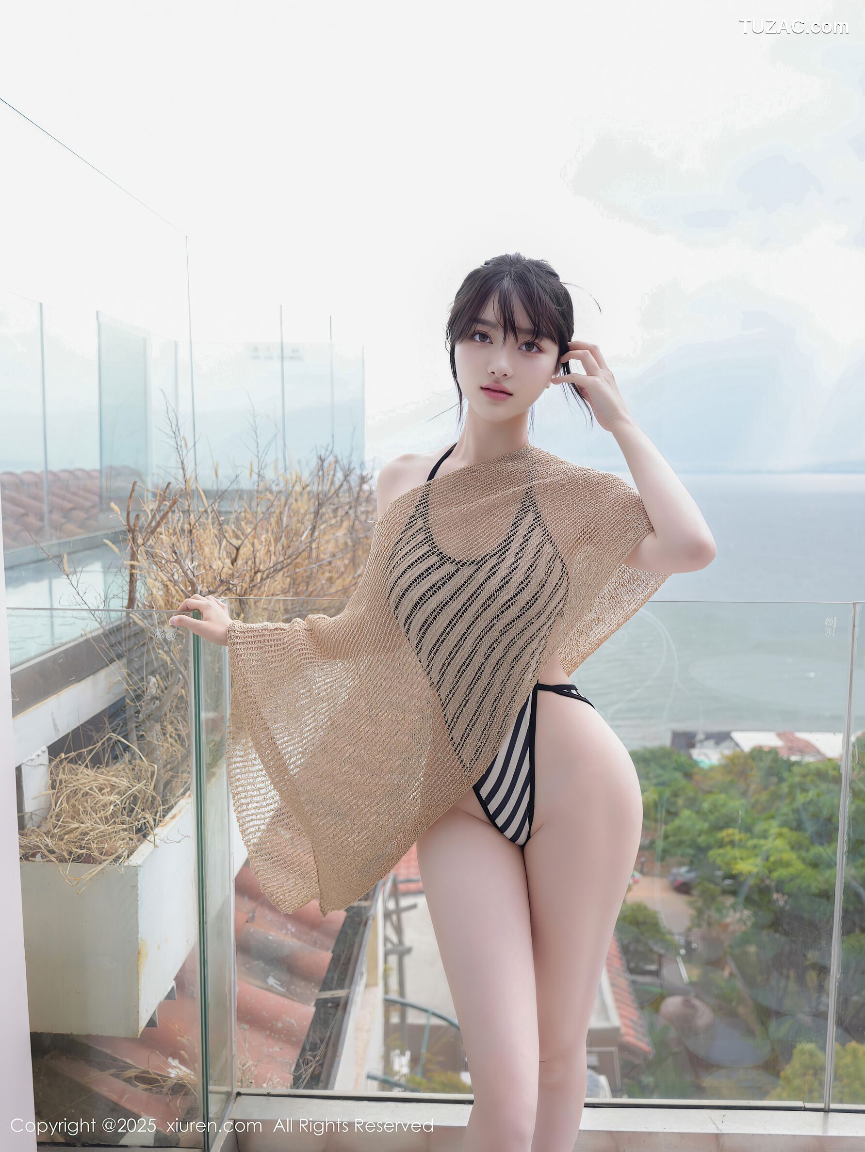 XiuRen秀人网-10698-白露lulu-碎花裙条纹泳装-2025.08.27