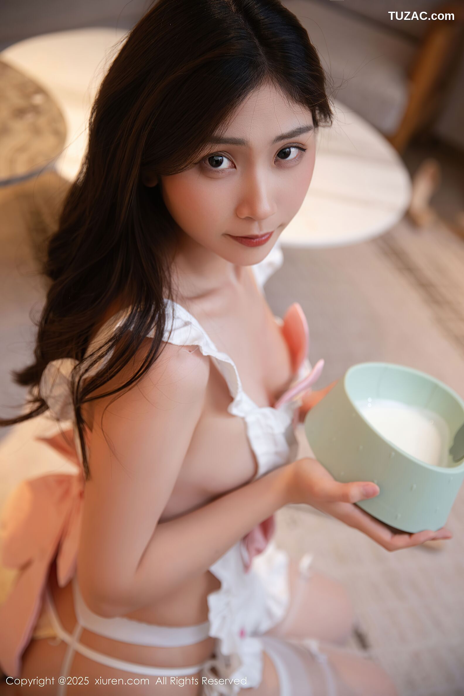 XiuRen秀人网-10733-刘婷婷-白色情趣女仆装-2025.09.05
