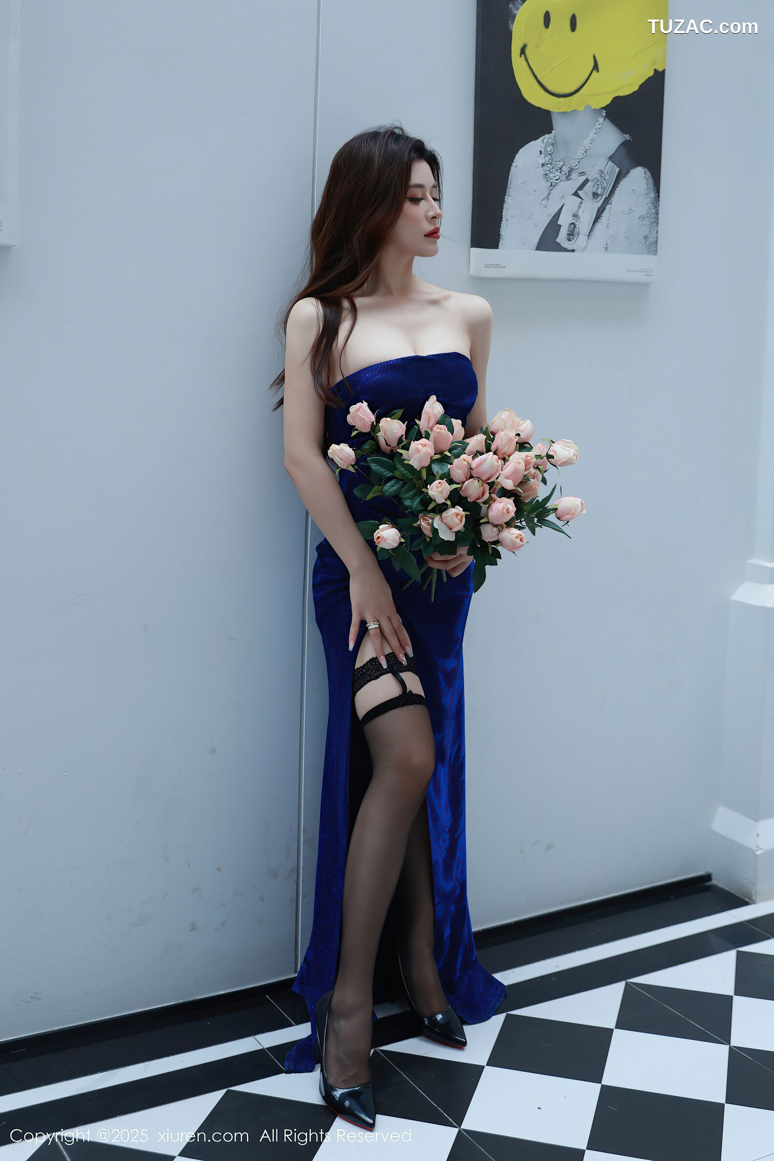XiuRen秀人网-10740-阿依莎-蓝色抹胸长裙蓝色内衣黑丝-2025.09.08