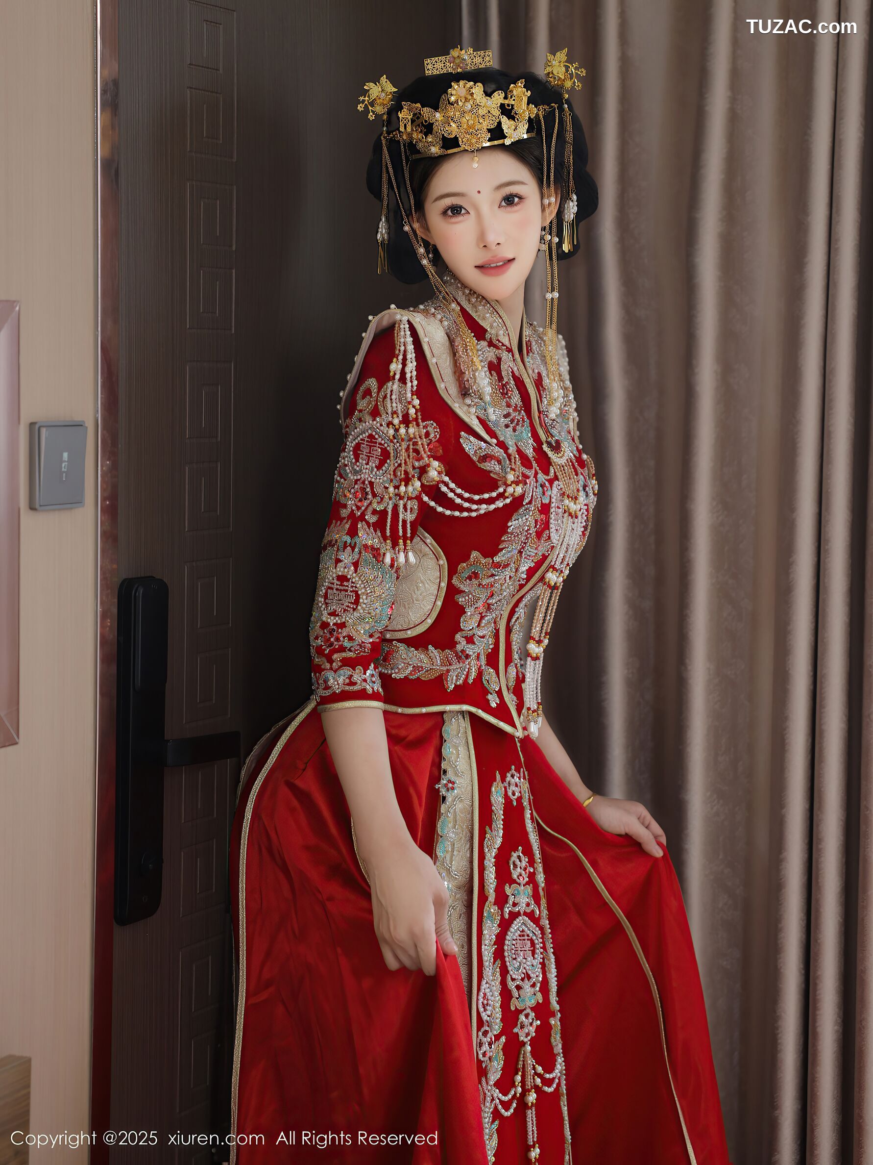 XiuRen秀人网-10742-梨霜儿-新娘红装红色内衣-2025.09.08