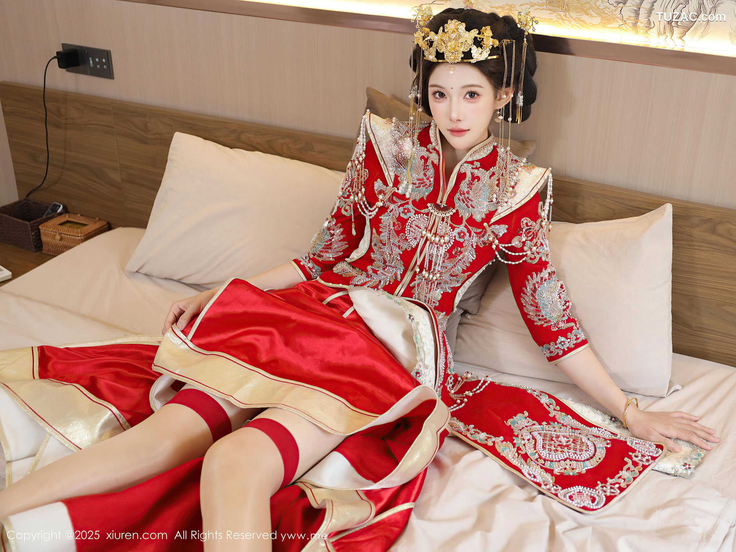 XiuRen秀人网-10742-梨霜儿-新娘红装红色内衣-2025.09.08