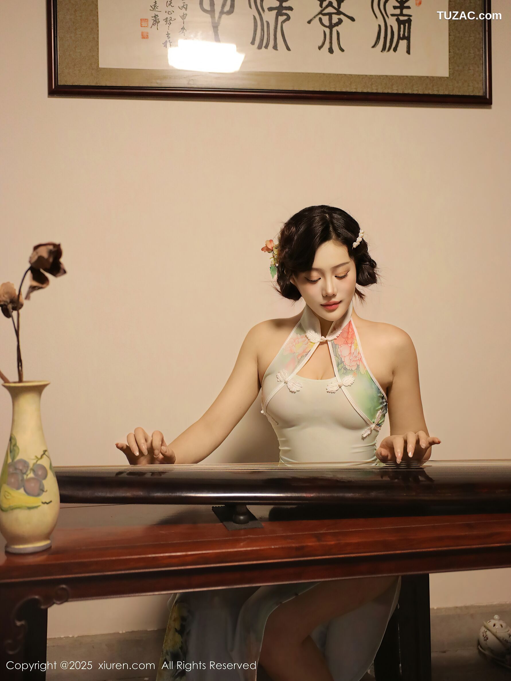 XiuRen秀人网-10749-莉莉安娜o-淡绿情趣旗袍-2025.09.10