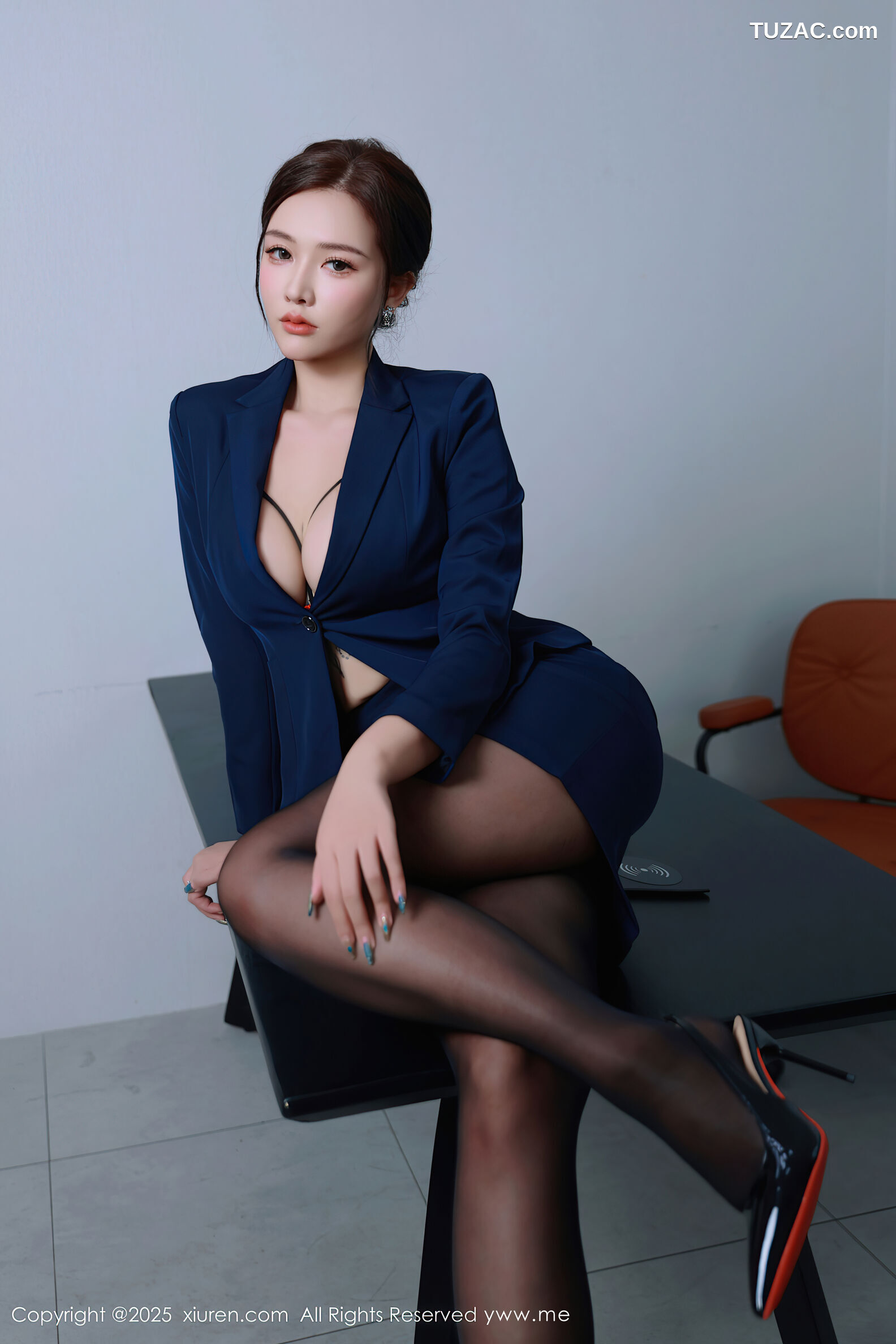 XiuRen秀人网-10751-娜比-OL深蓝裙装红色内衣黑丝-2025.09.10