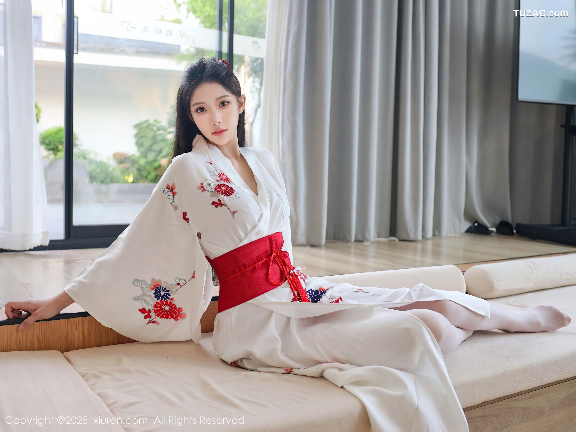 XiuRen秀人网-10767-梨霜儿-白色日式和服粉色蕾丝内衣-2025.09.15