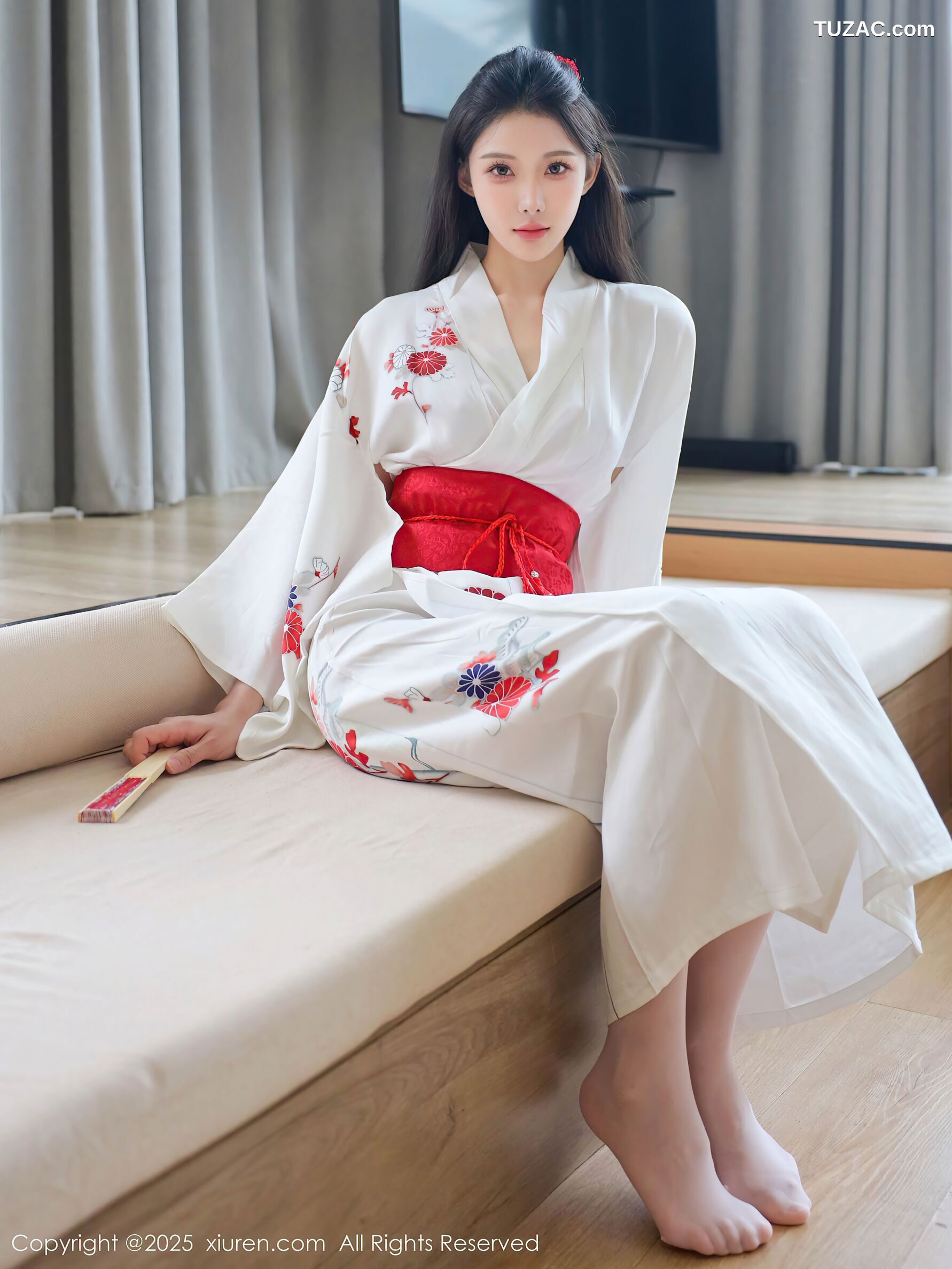 XiuRen秀人网-10767-梨霜儿-白色日式和服粉色蕾丝内衣-2025.09.15