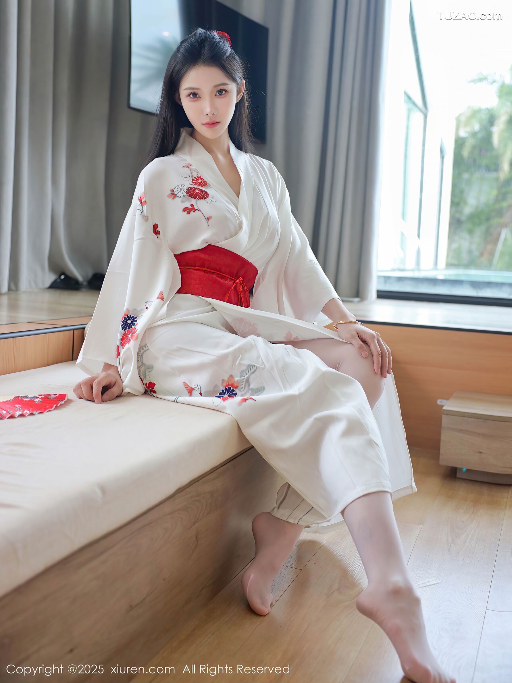XiuRen秀人网-10767-梨霜儿-白色日式和服粉色蕾丝内衣-2025.09.15