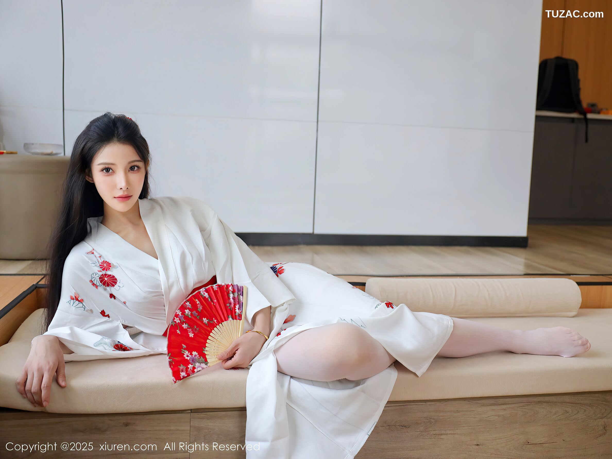 XiuRen秀人网-10767-梨霜儿-白色日式和服粉色蕾丝内衣-2025.09.15