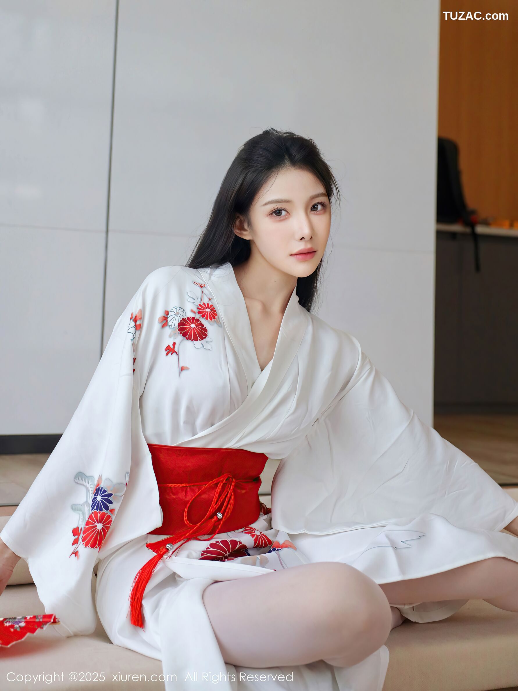 XiuRen秀人网-10767-梨霜儿-白色日式和服粉色蕾丝内衣-2025.09.15