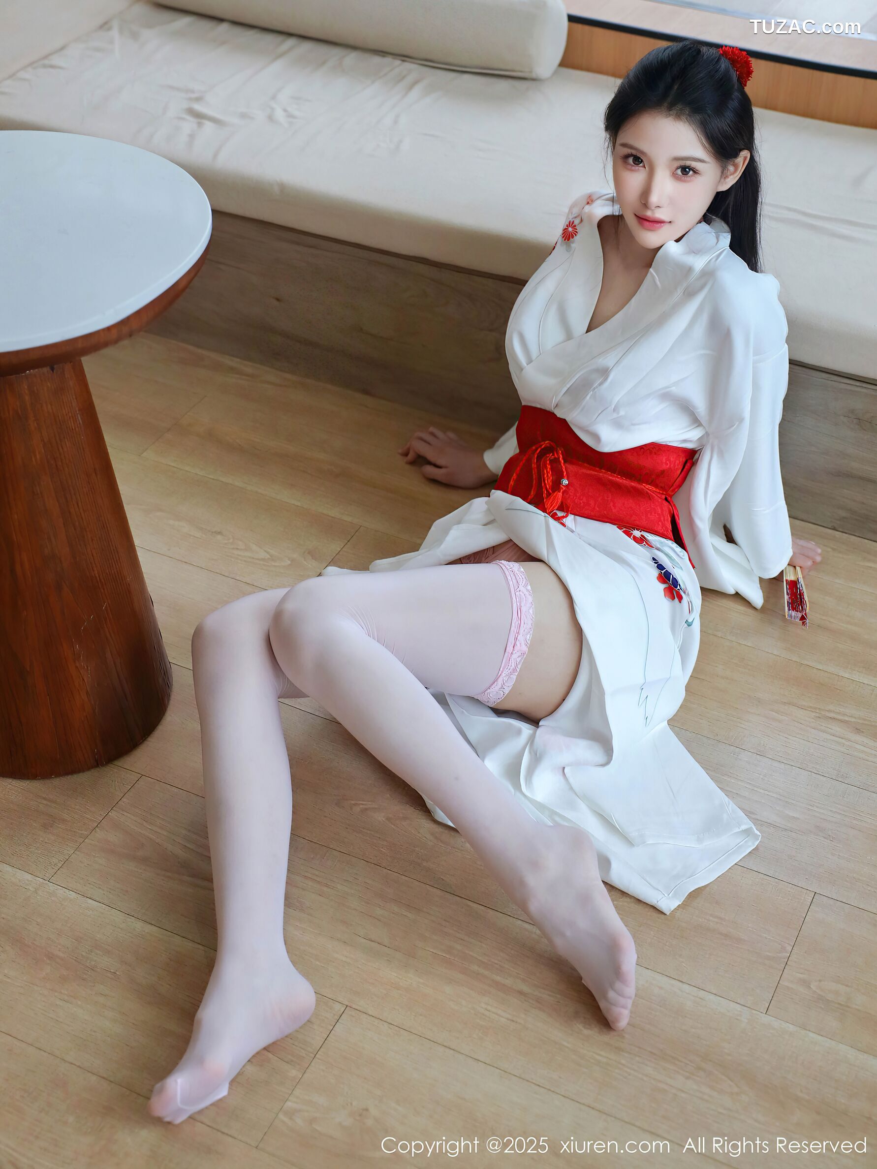 XiuRen秀人网-10767-梨霜儿-白色日式和服粉色蕾丝内衣-2025.09.15