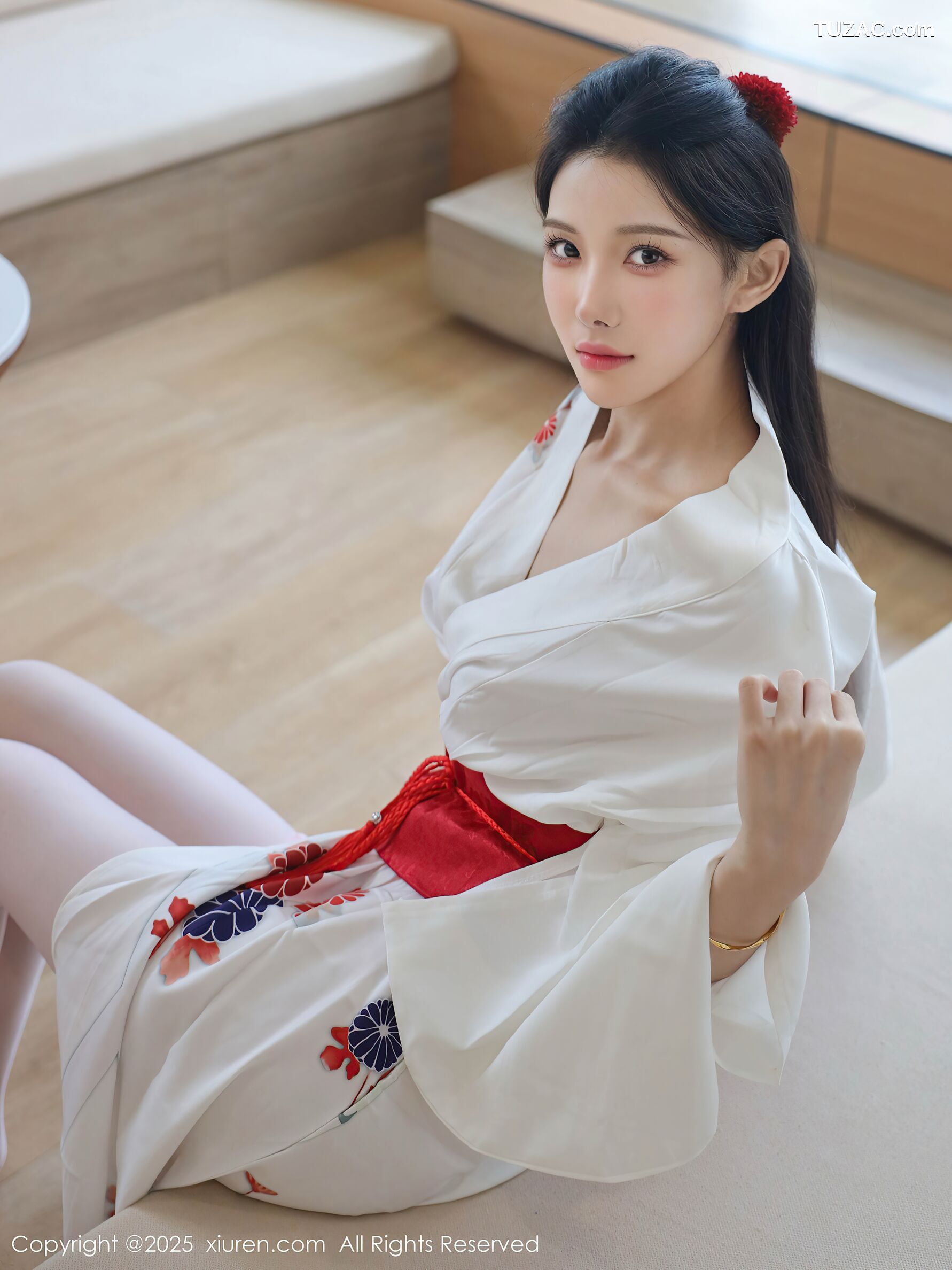 XiuRen秀人网-10767-梨霜儿-白色日式和服粉色蕾丝内衣-2025.09.15