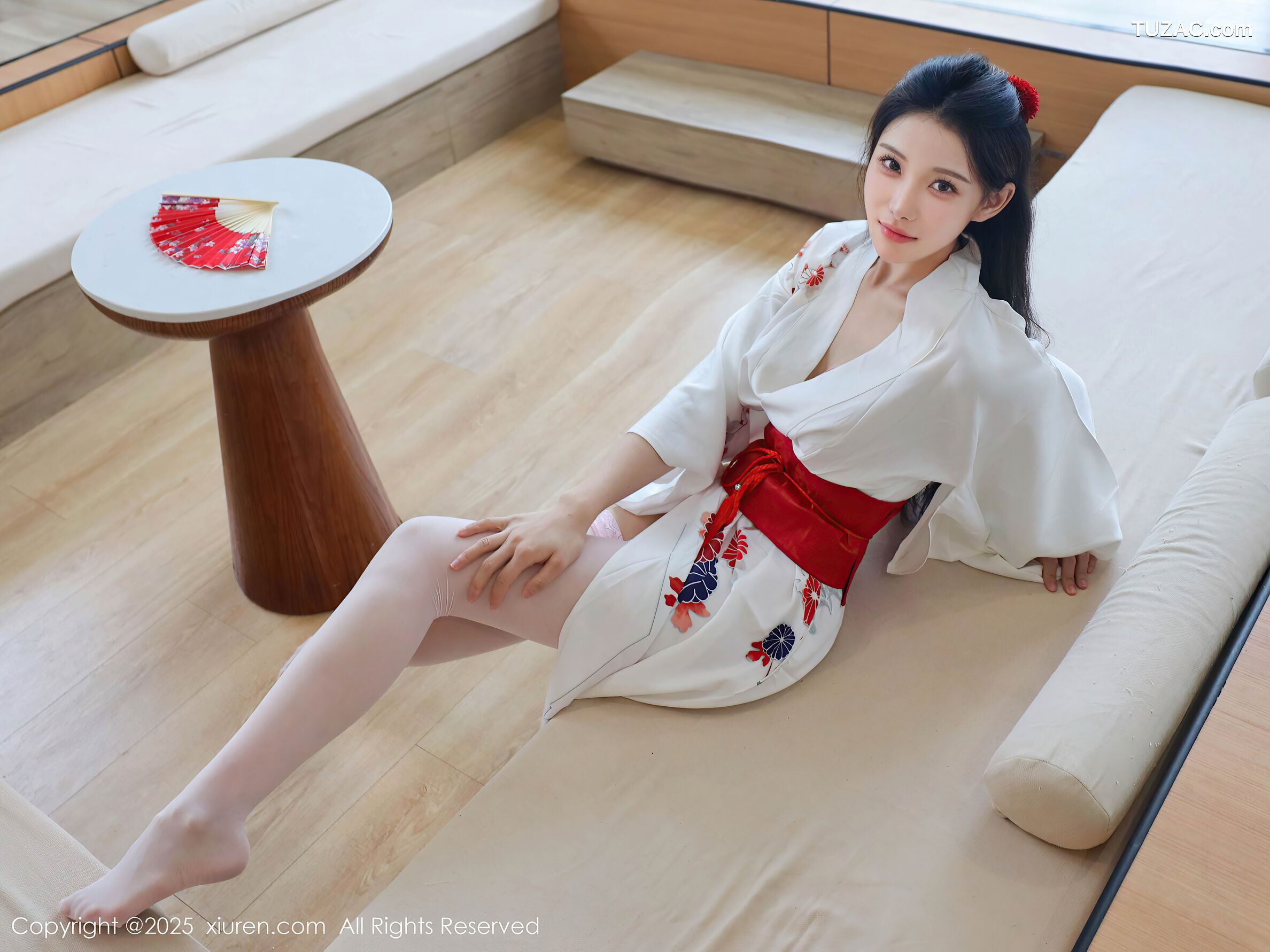 XiuRen秀人网-10767-梨霜儿-白色日式和服粉色蕾丝内衣-2025.09.15