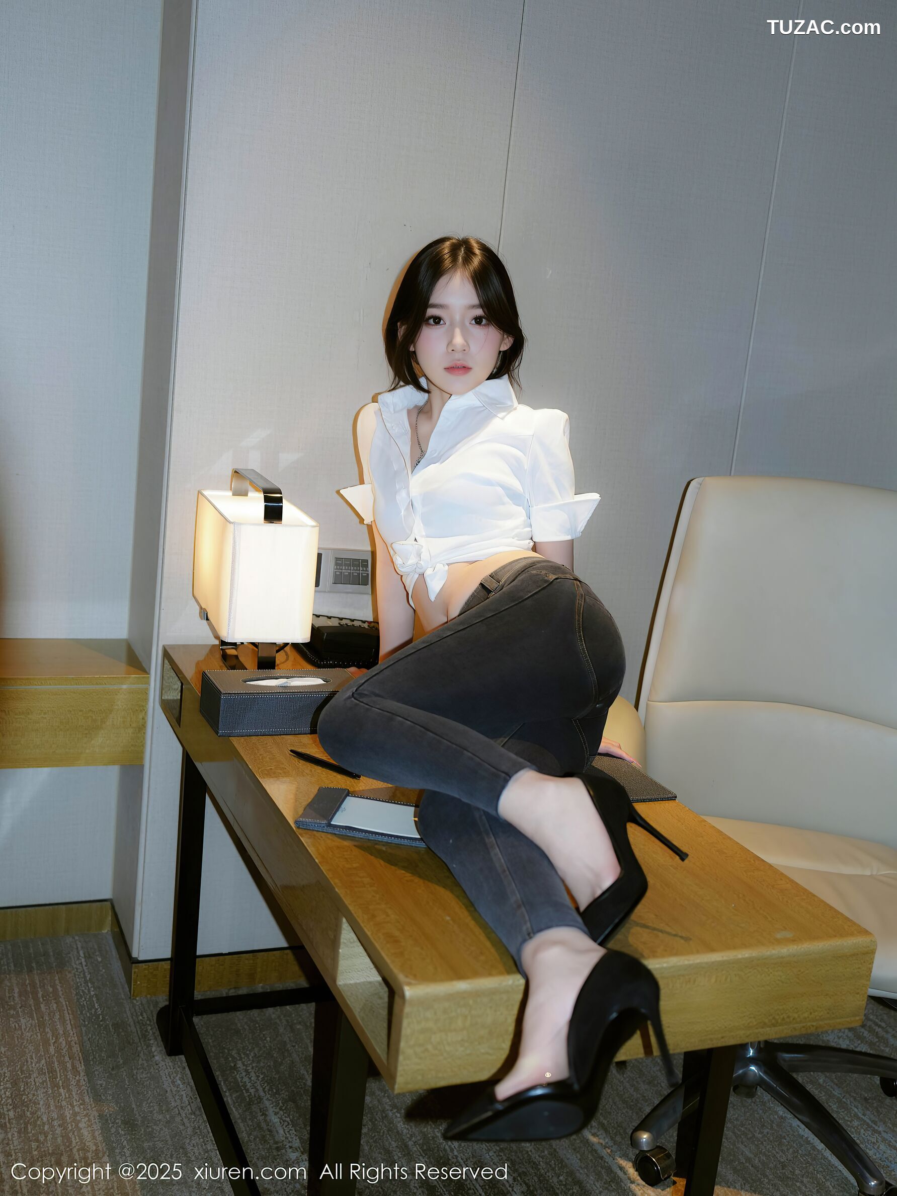 XiuRen秀人网-10785-汁汁-OL白衬衫牛仔裤蓝色内衣-2025.09.19