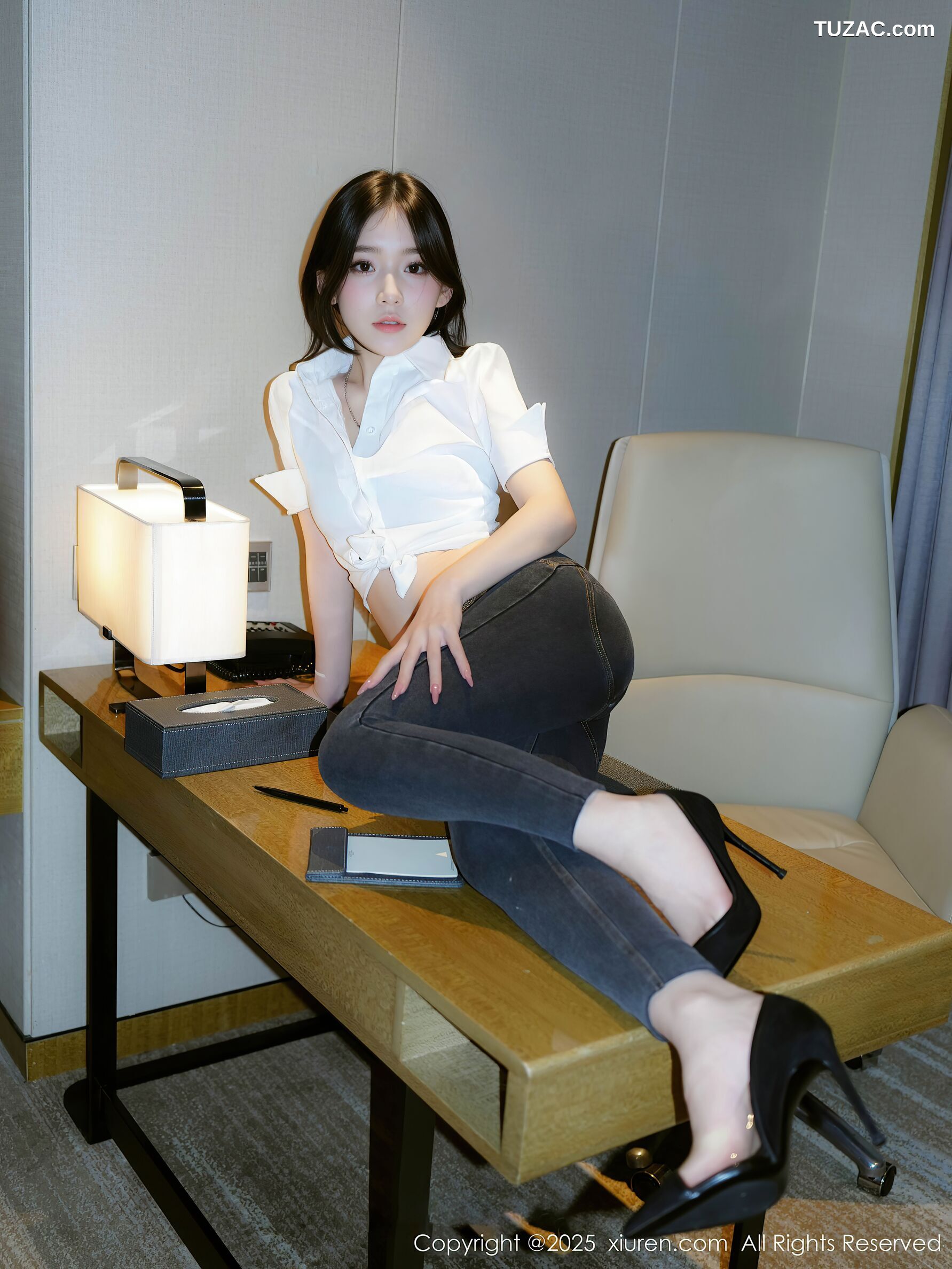 XiuRen秀人网-10785-汁汁-OL白衬衫牛仔裤蓝色内衣-2025.09.19