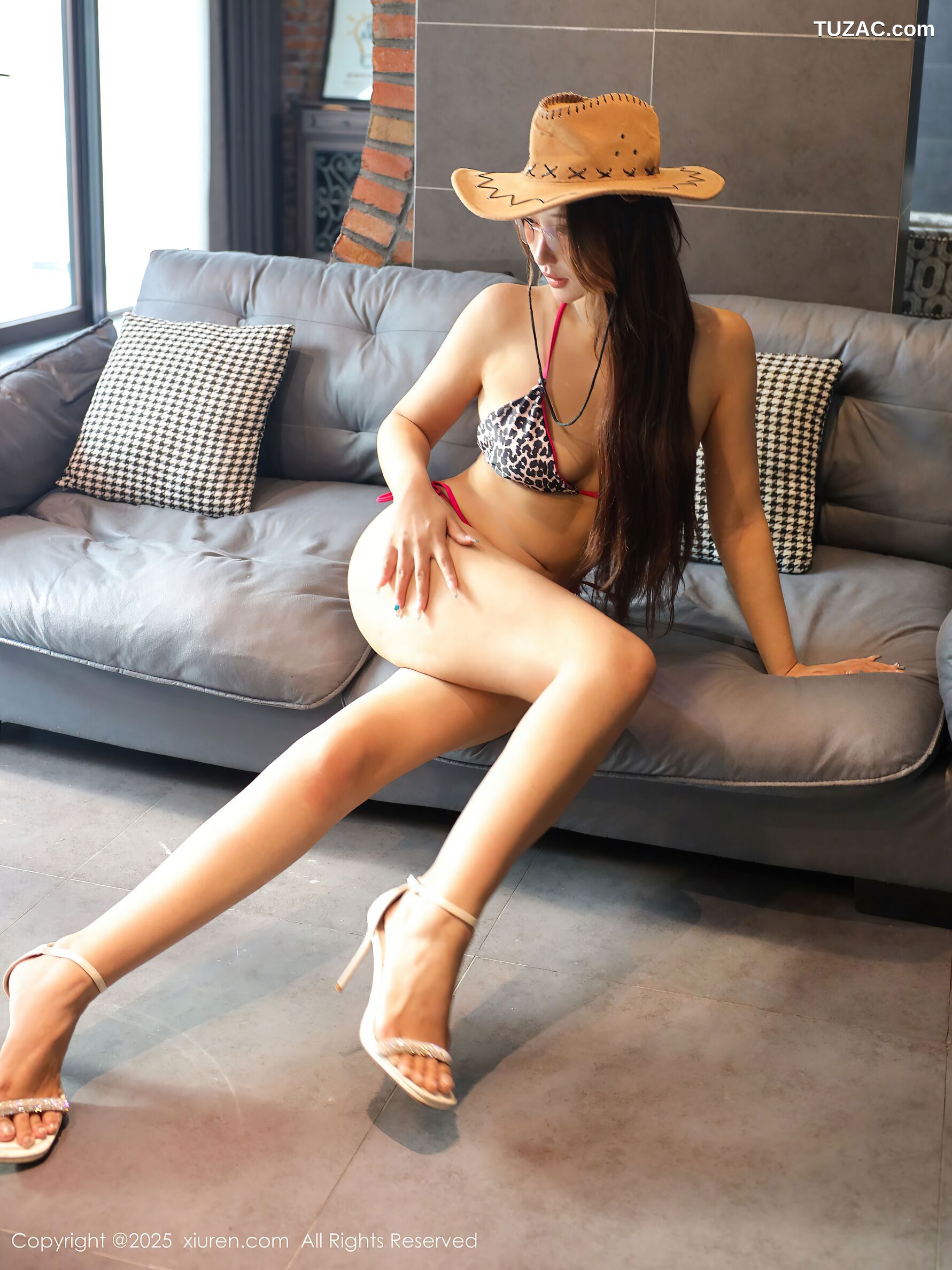 XiuRen秀人网-10789-金允希Yuki-性感豹纹比基尼牛仔女郎-2025.09.19