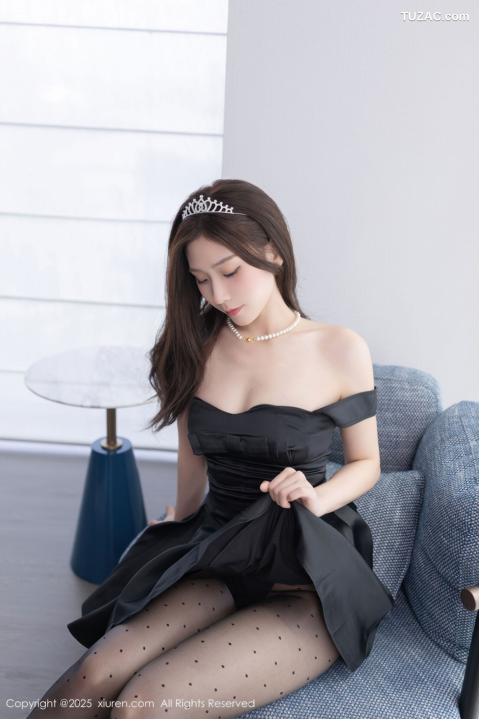 XiuRen秀人网-10878-刘婷婷-黑色连衣短裙魅惑黑丝-2025.10.16