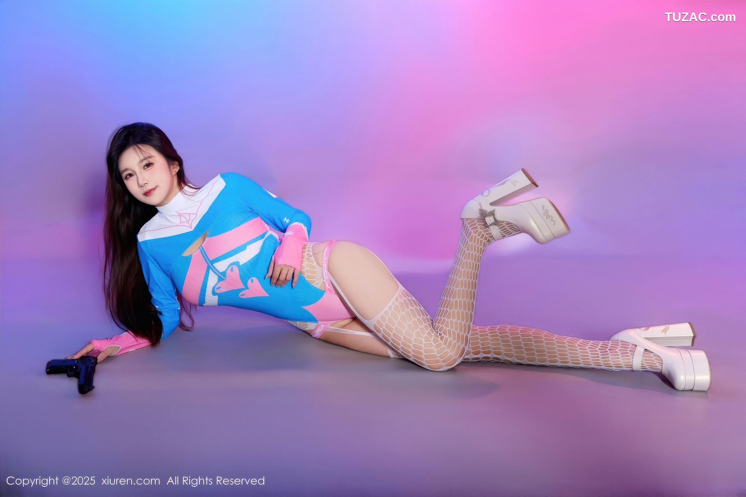 XiuRen秀人网-10886-小肉肉咪-蓝衣Cos女枪手白色网袜-2025.10.17