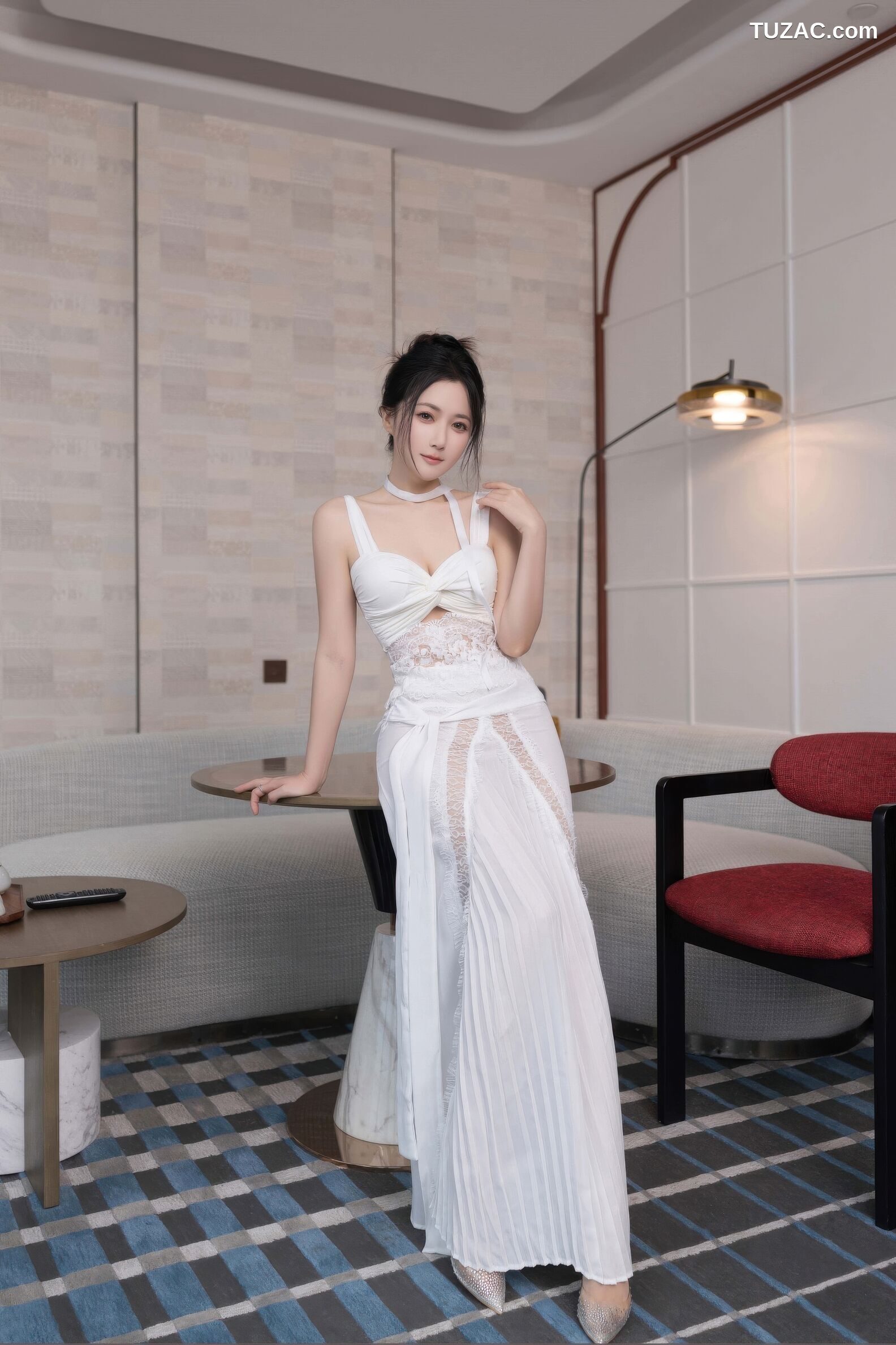 XiuRen秀人网-10911-鱼子酱Fish-白色长裙婀娜动人-2025.10.24