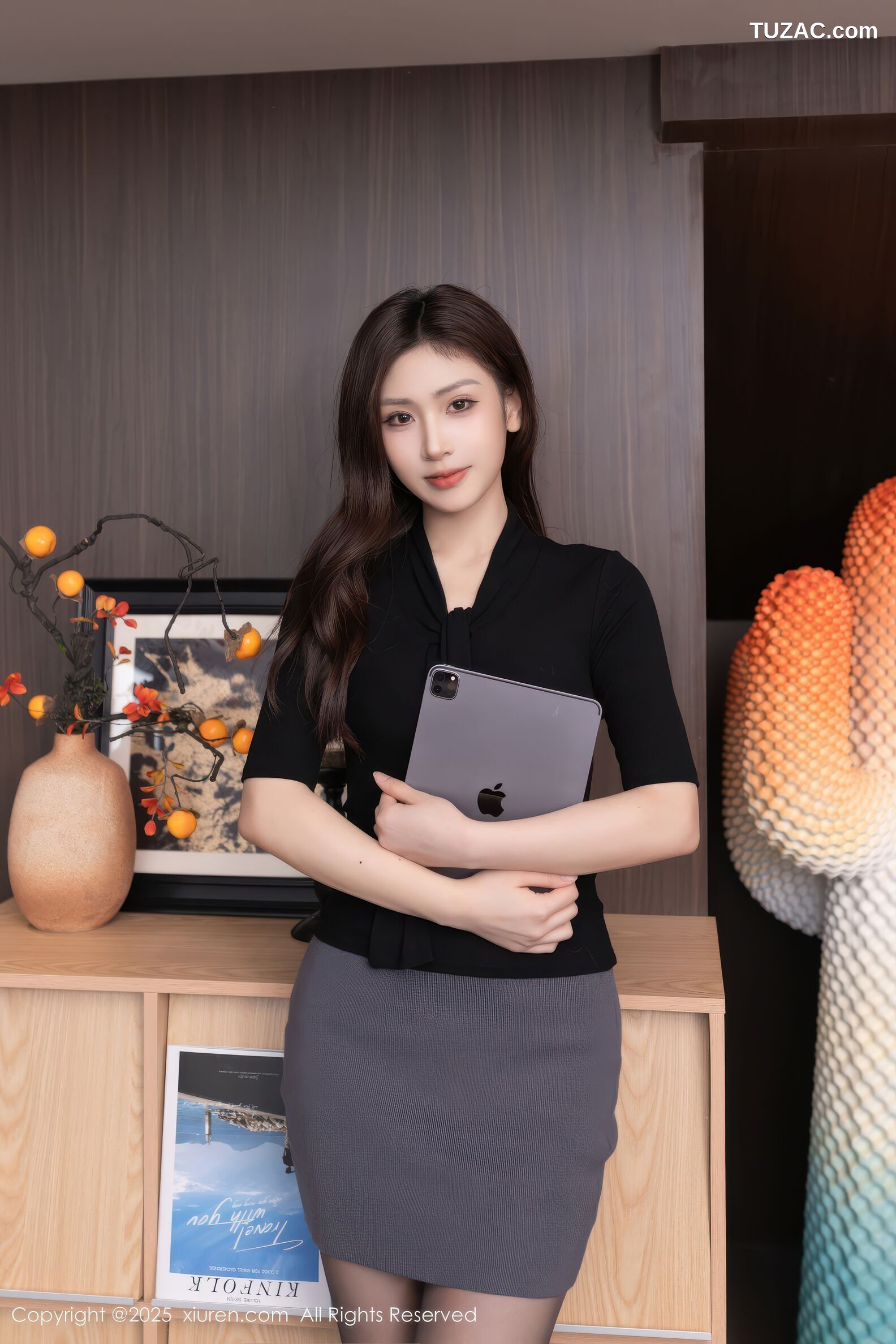 XiuRen秀人网-10930-刘婷婷-OL黑衫灰短裙黑丝高跟-2025.10.30