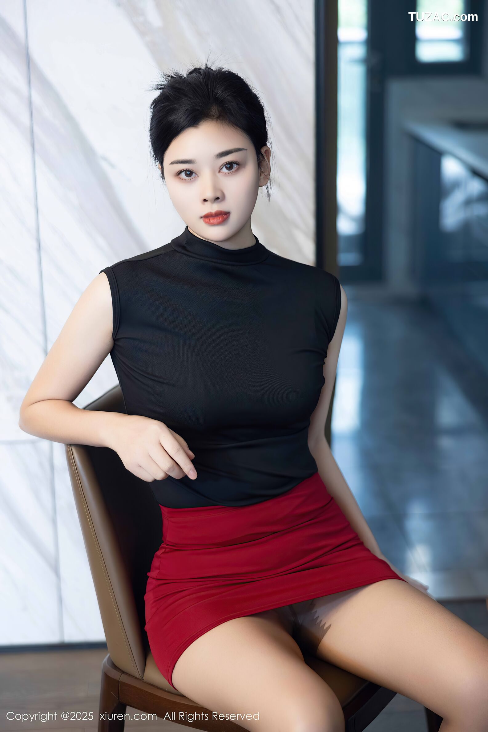 XiuRen秀人网-10948-徐清妍-OL无袖黑色T恤红短裙黑丝-2025.11.05